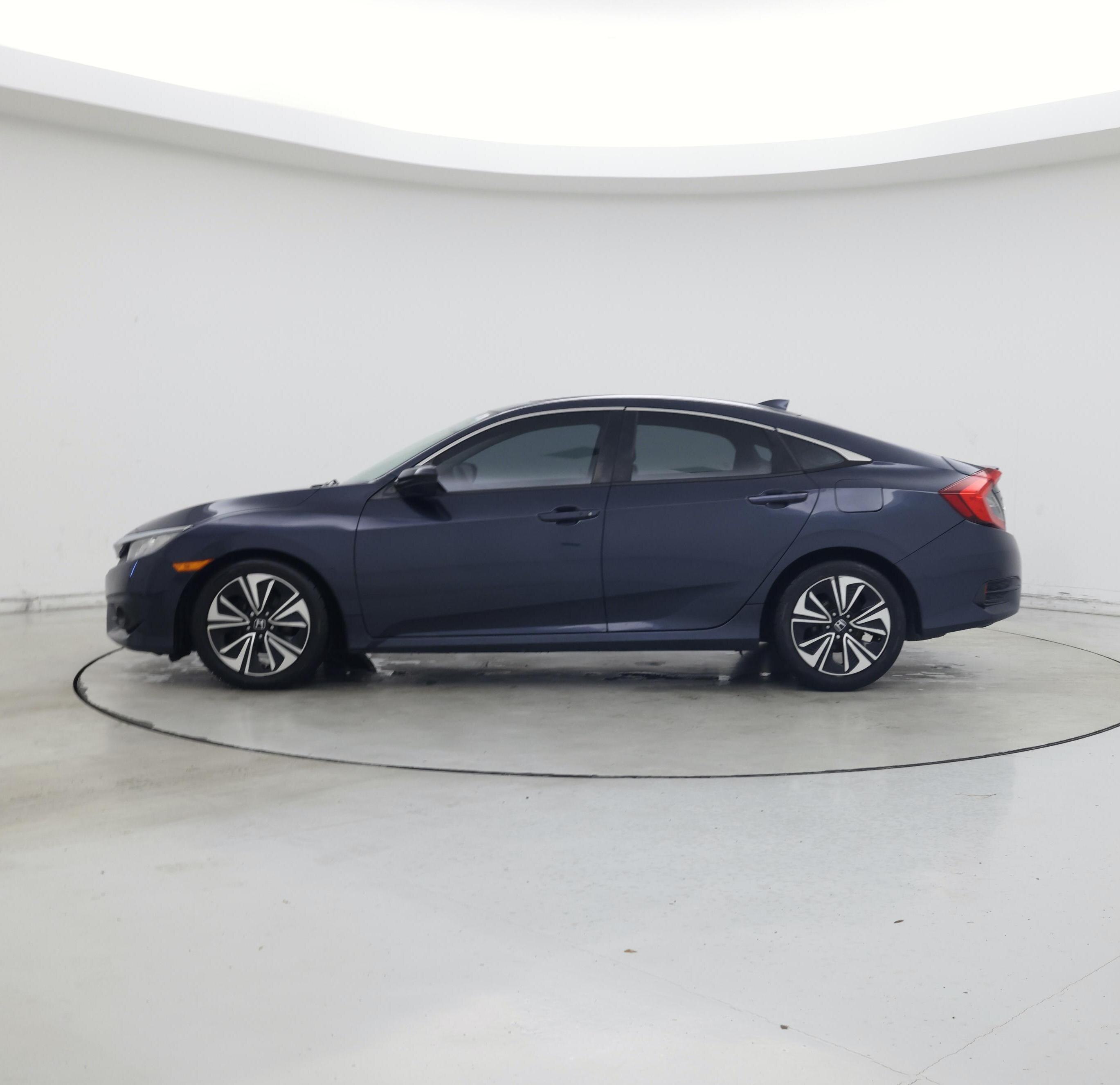 Thumbnail: 2017 Honda Civic - 3