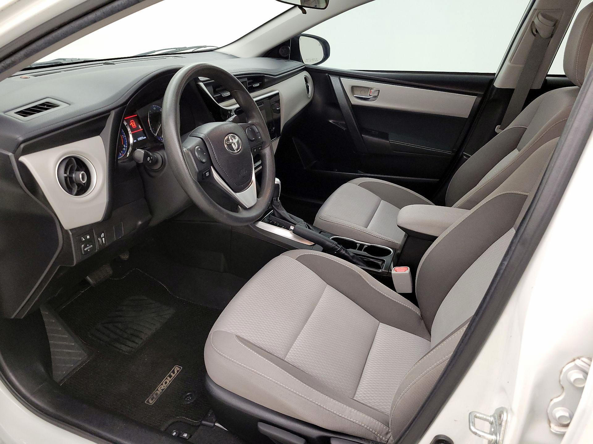 Thumbnail: 2018 Toyota Corolla - 11