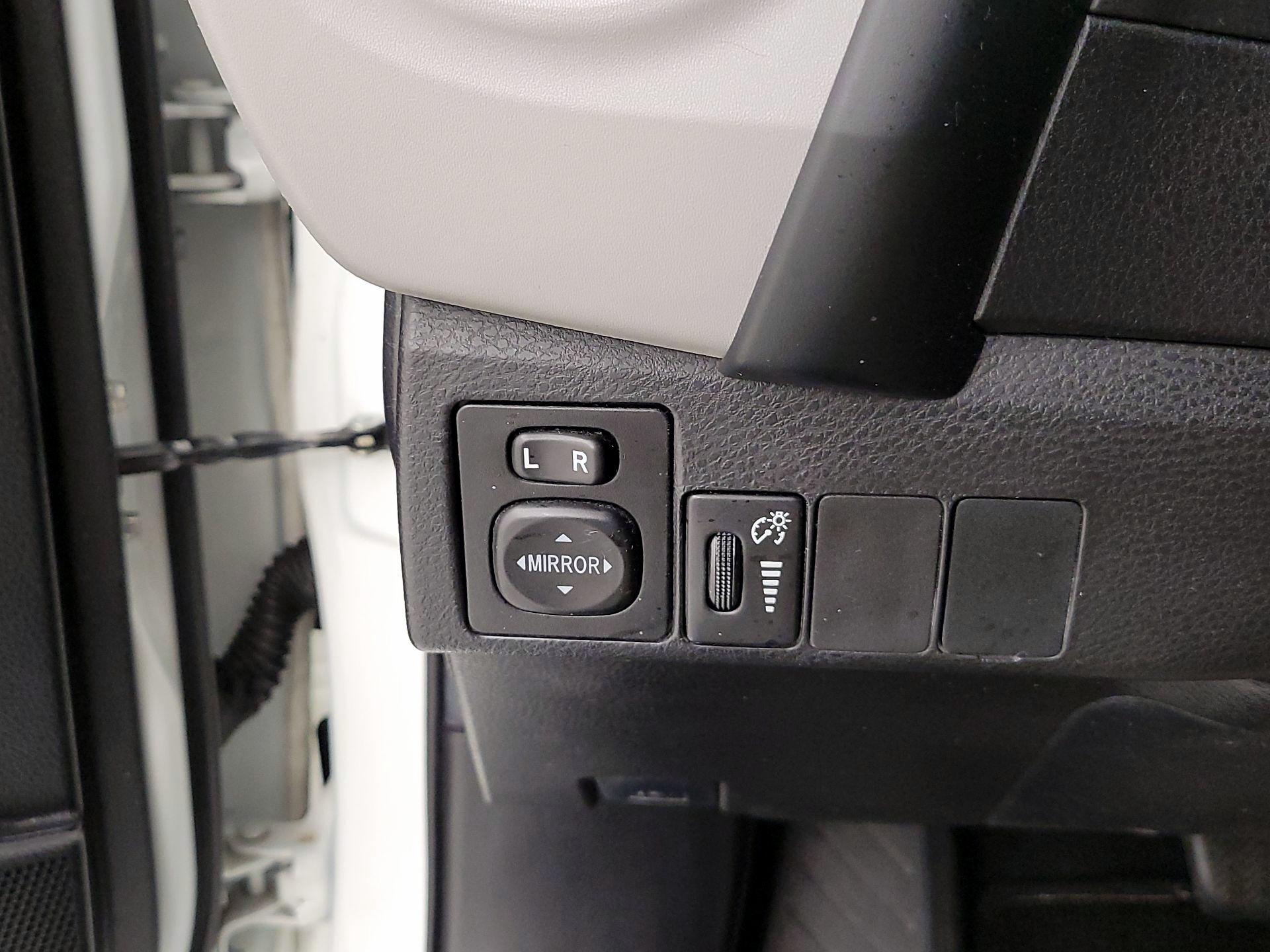 Thumbnail: 2018 Toyota Corolla - 13