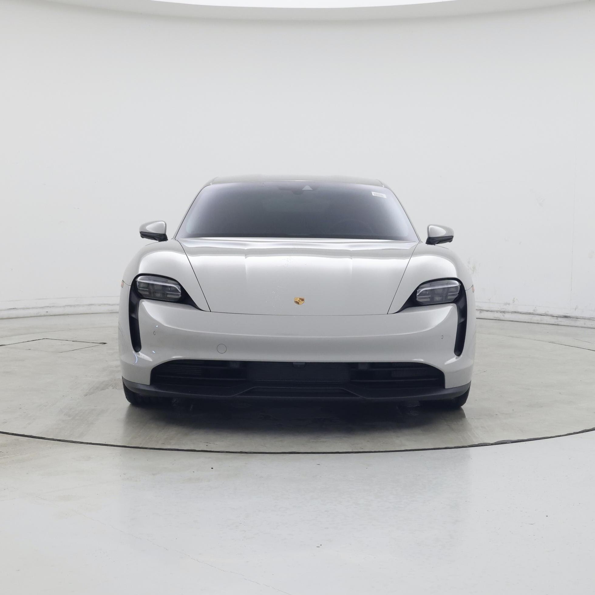 Thumbnail: 2021 Porsche Taycan - 5