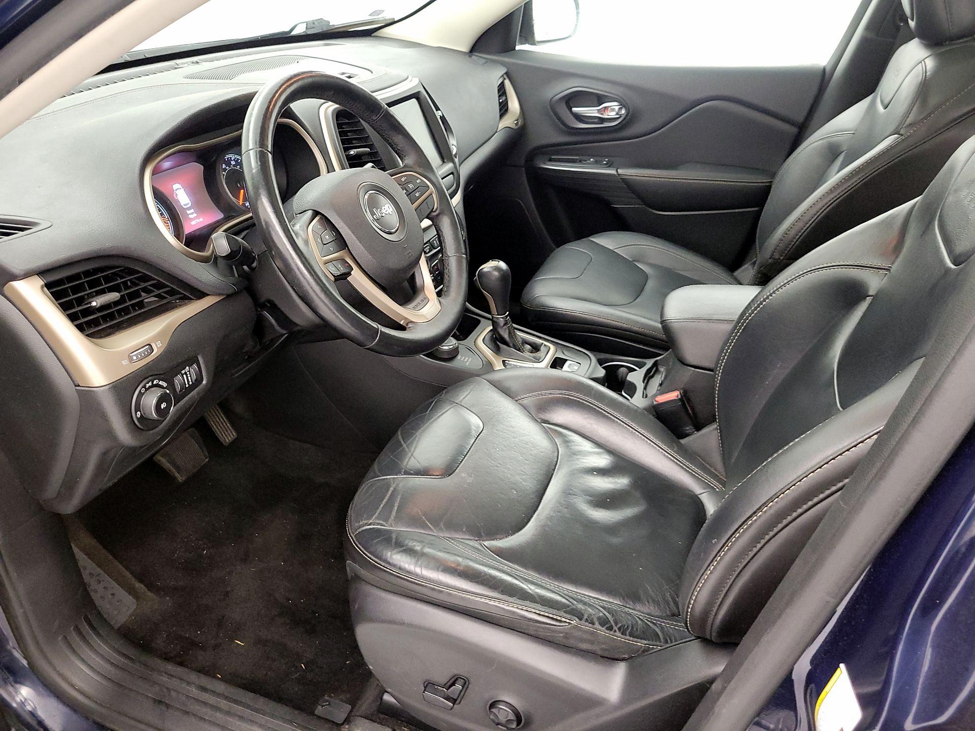 Thumbnail: 2015 Jeep Cherokee - 11