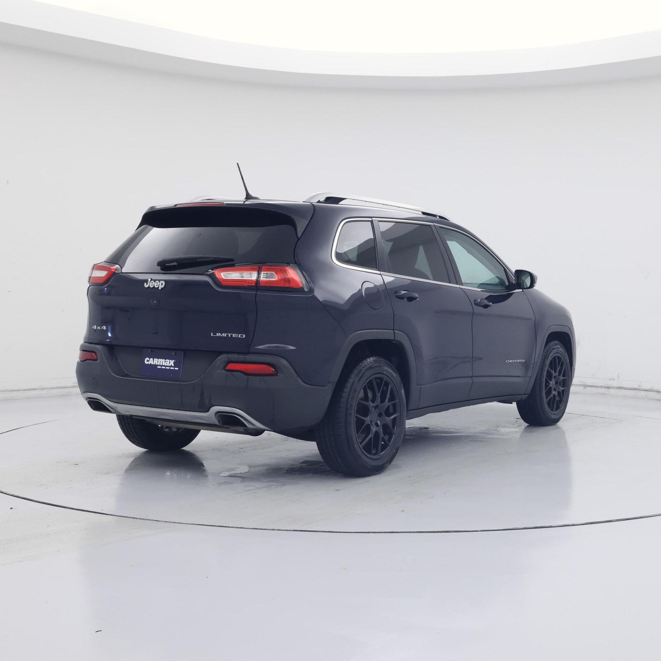 Thumbnail: 2015 Jeep Cherokee - 8