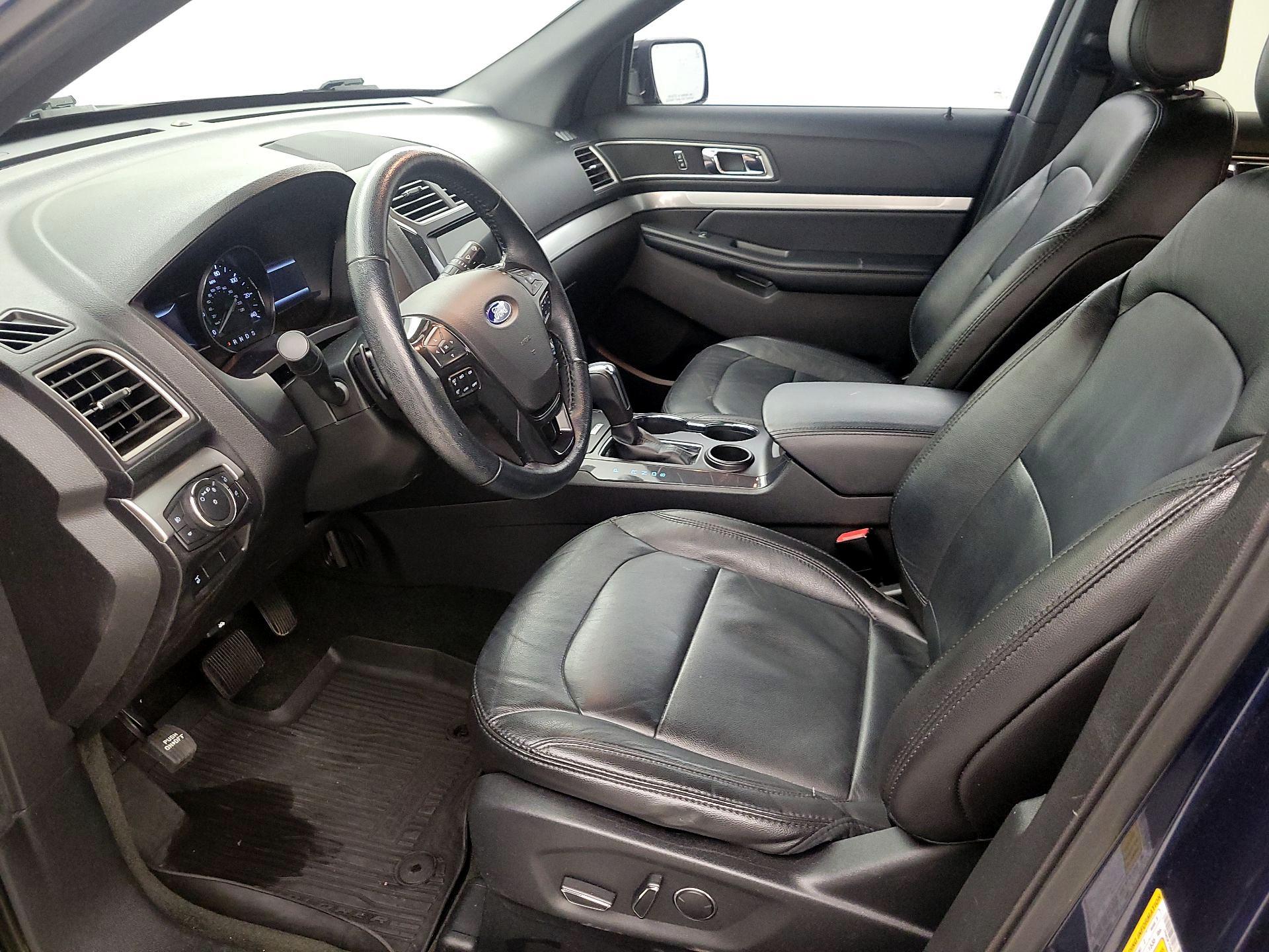 Thumbnail: 2017 Ford Explorer - 11