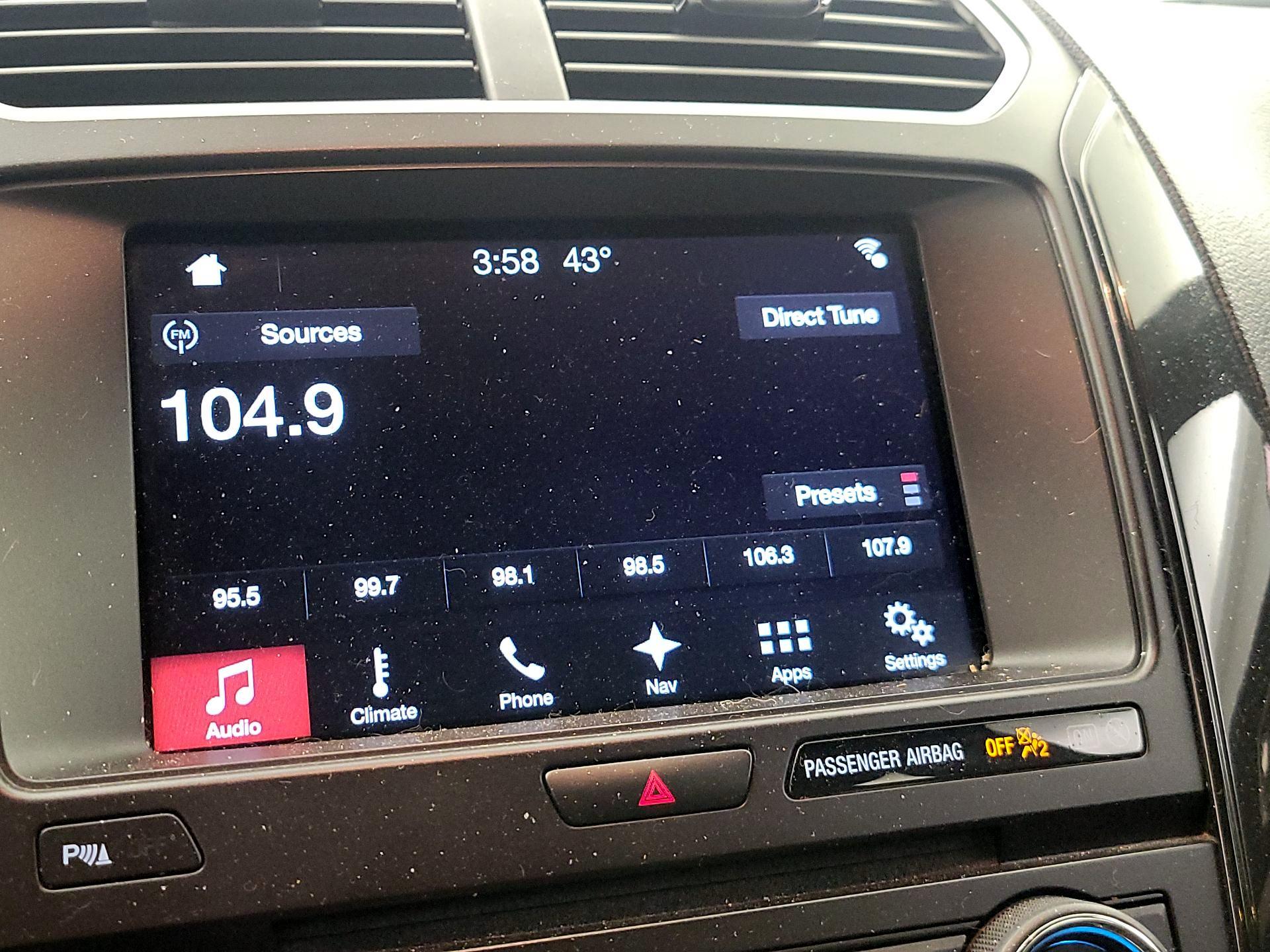 Thumbnail: 2017 Ford Explorer - 16