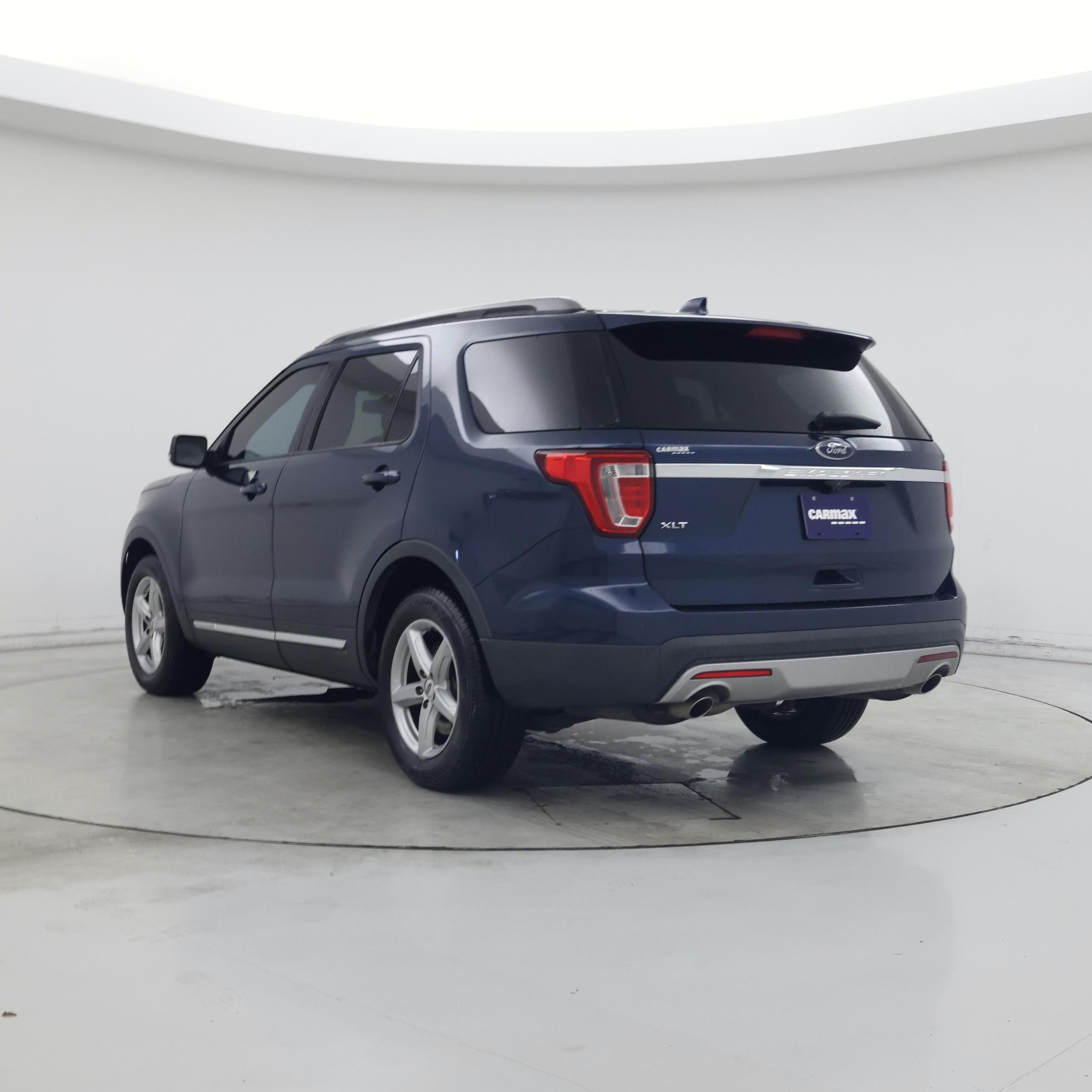 Thumbnail: 2017 Ford Explorer - 2