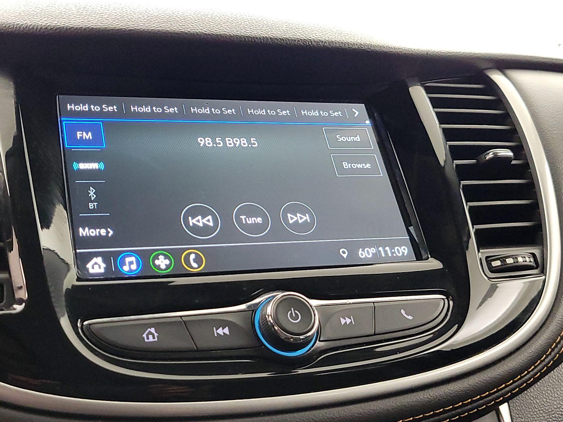 Thumbnail: 2019 Chevrolet Trax - 15