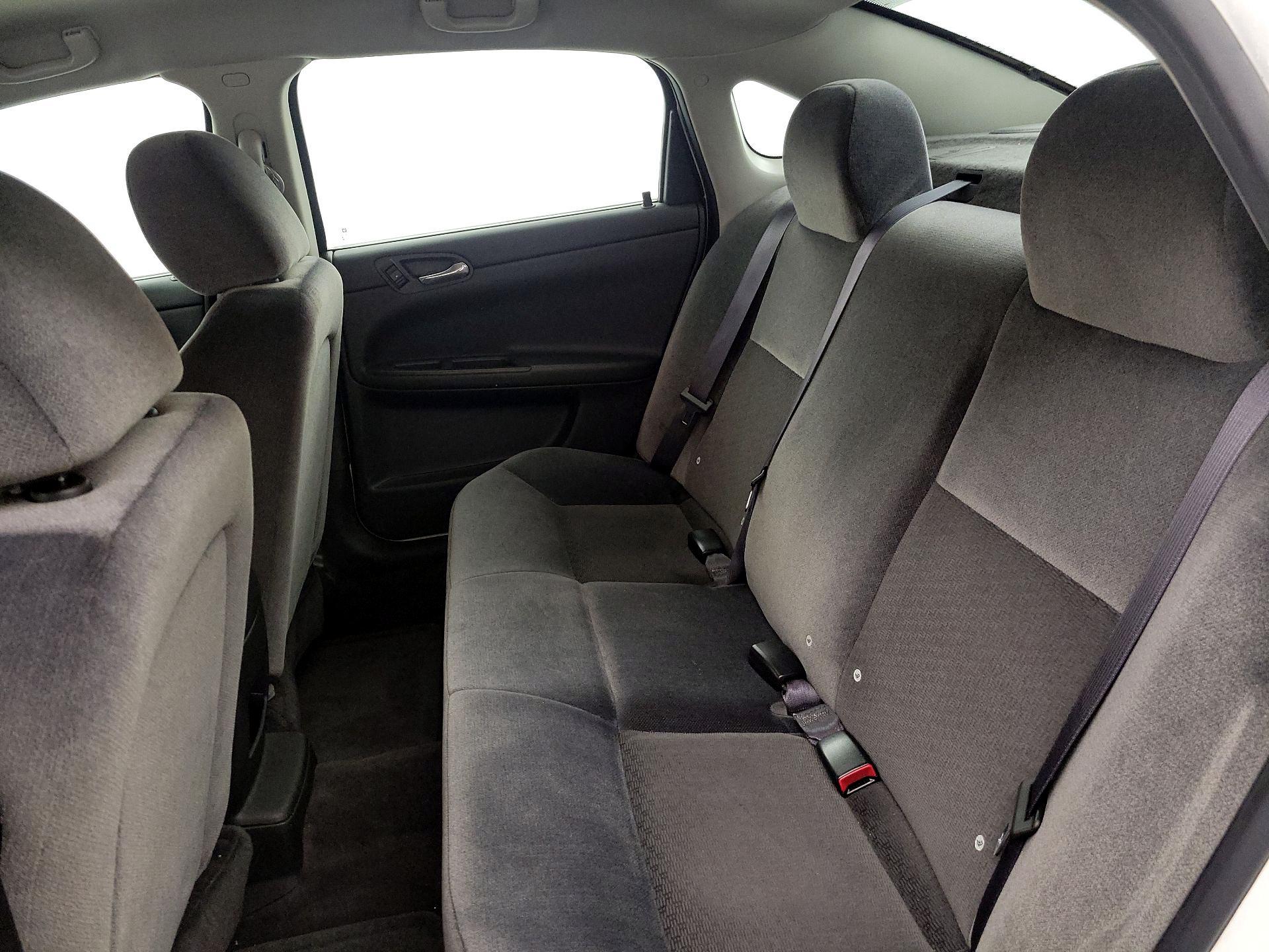 Thumbnail: 2016 Chevrolet Impala - 18