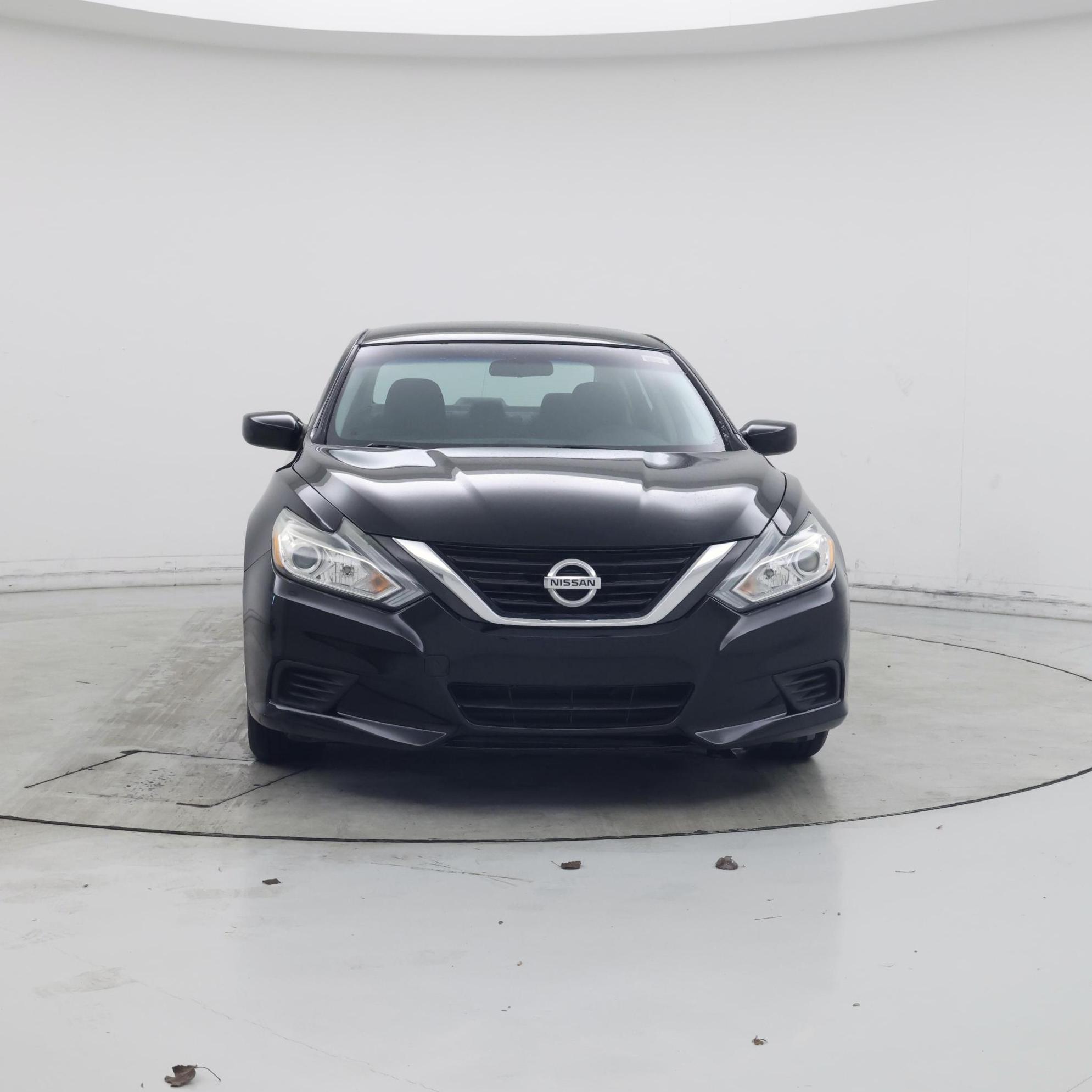 Thumbnail: 2017 Nissan Altima - 5