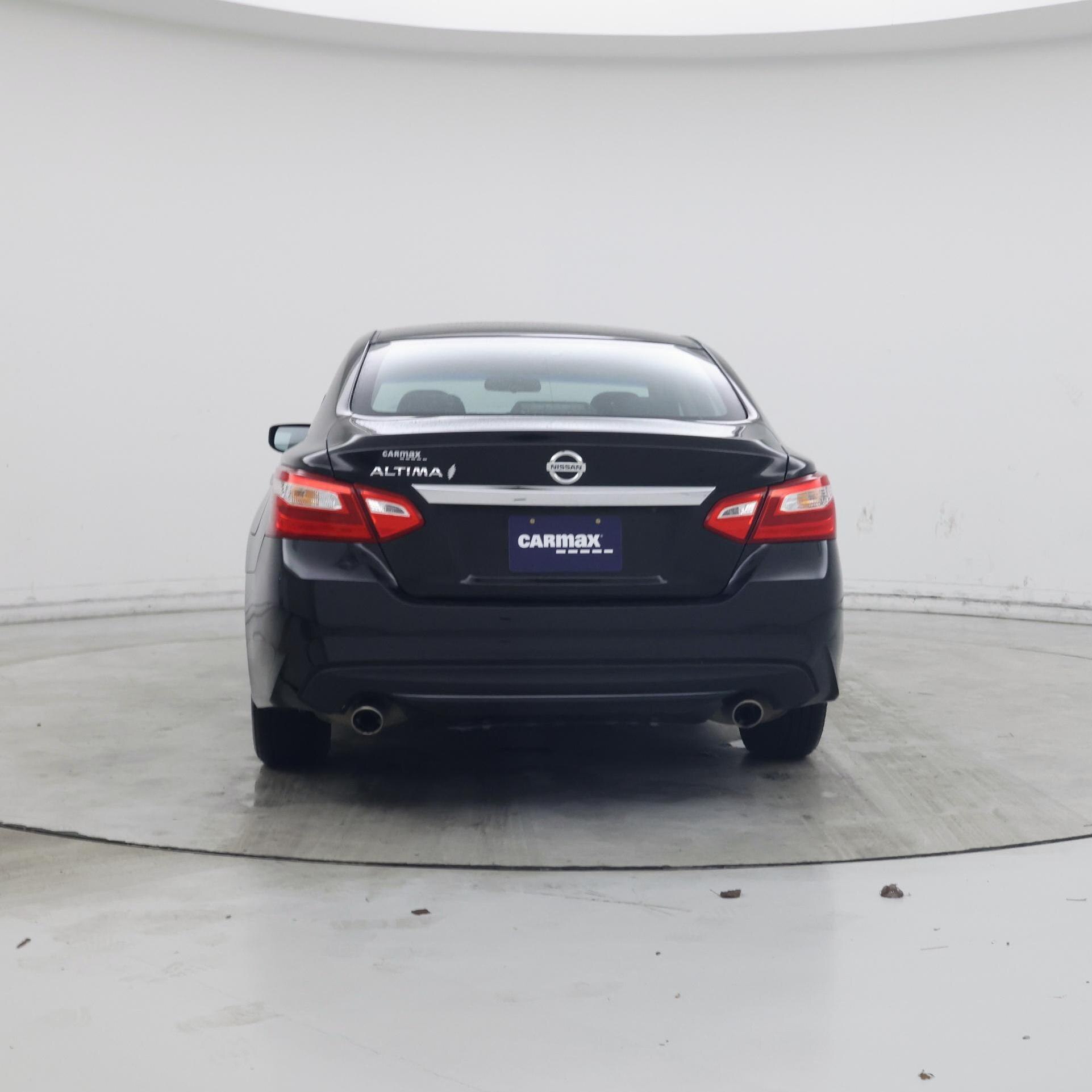 Thumbnail: 2017 Nissan Altima - 6