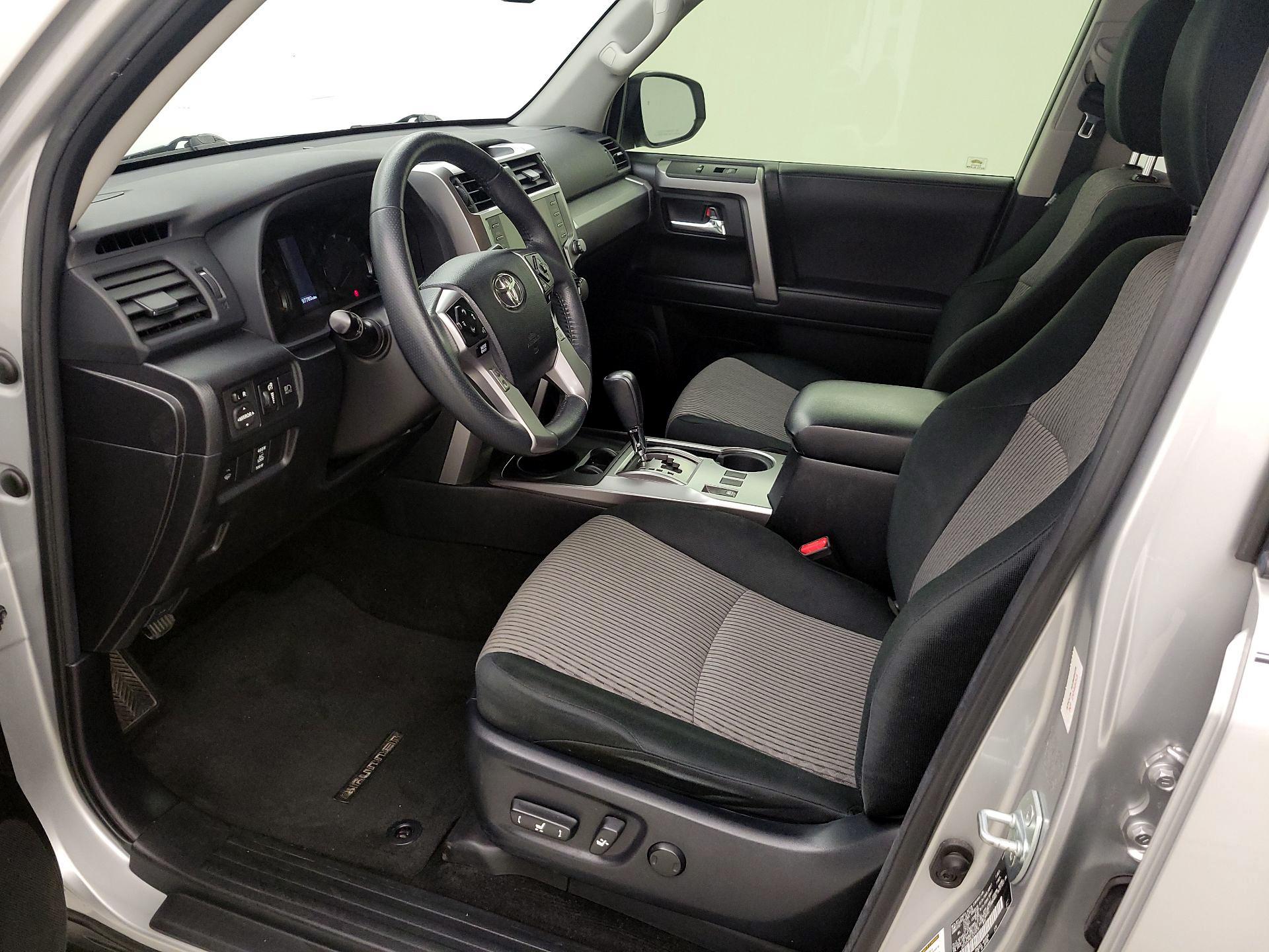 Thumbnail: 2020 Toyota 4Runner - 11