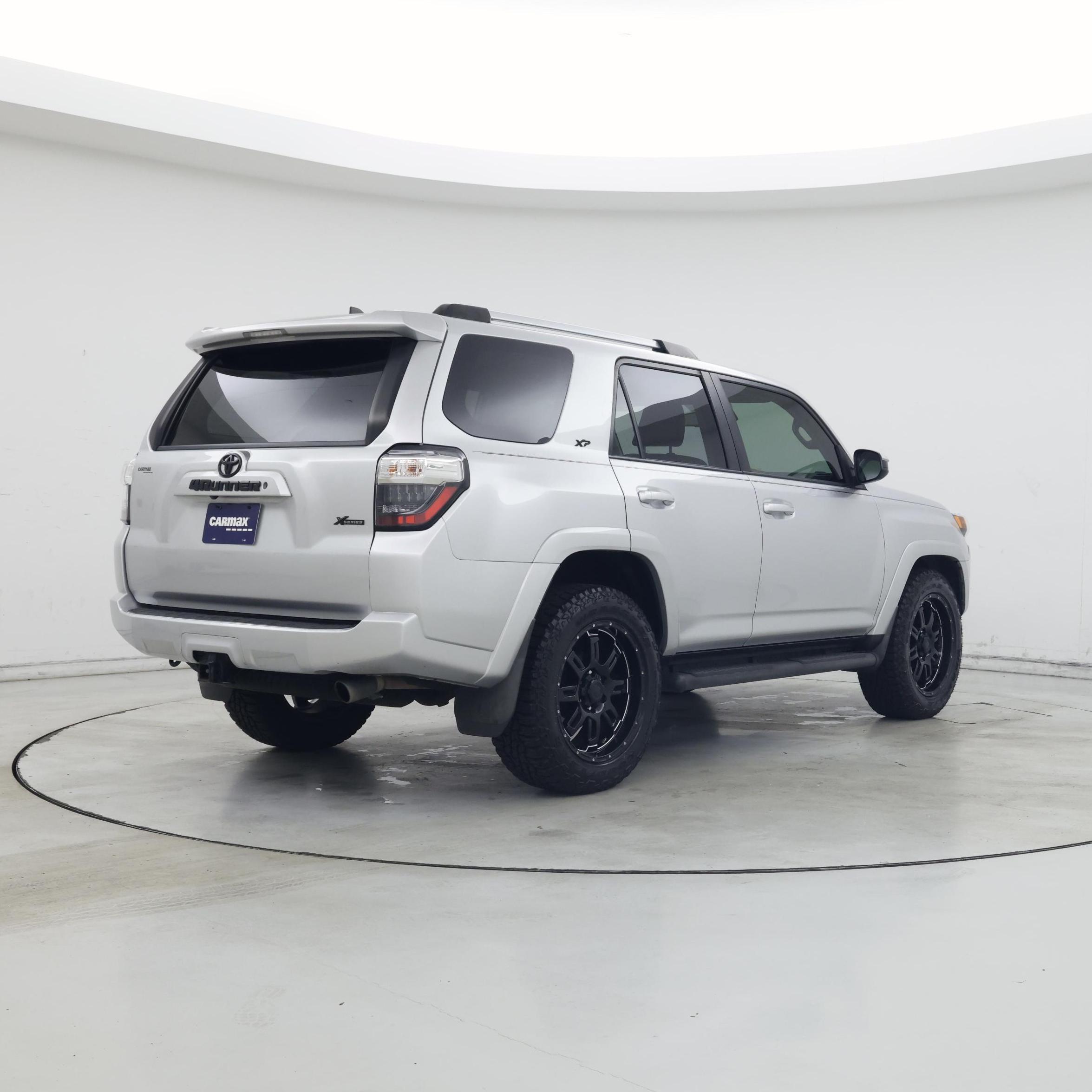 Thumbnail: 2020 Toyota 4Runner - 8