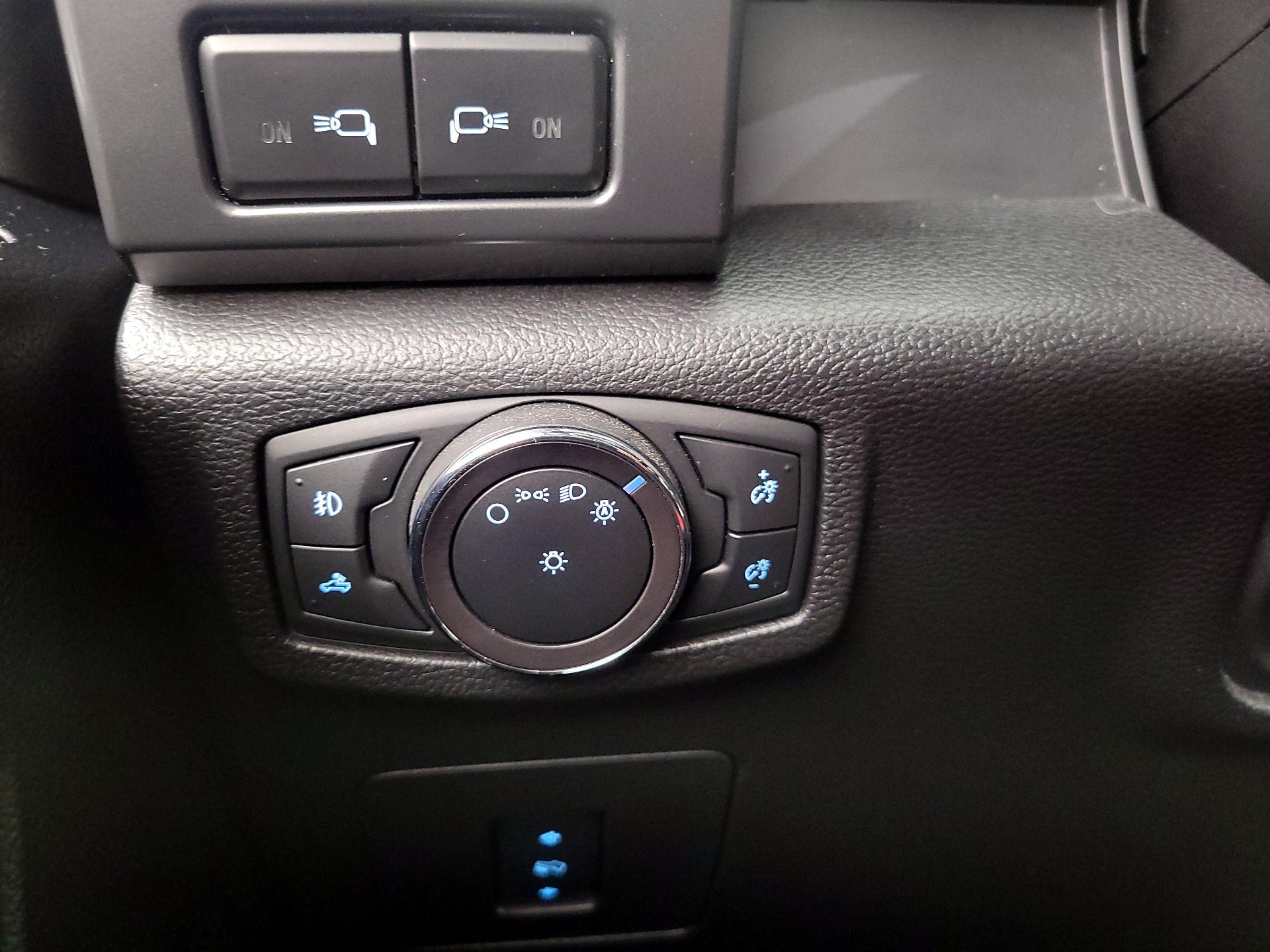 Thumbnail: 2017 Ford F-150 - 13