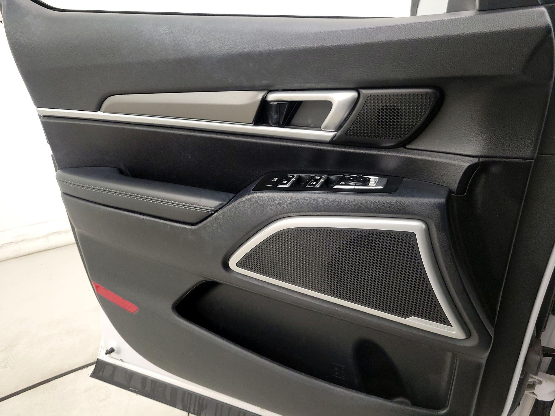 Thumbnail: 2021 Kia Telluride - 12