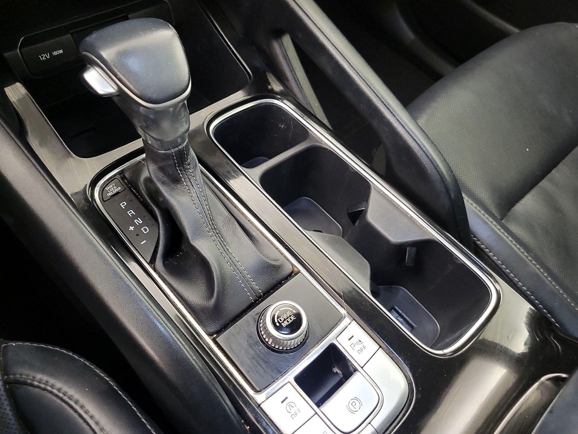 Thumbnail: 2021 Kia Telluride - 17