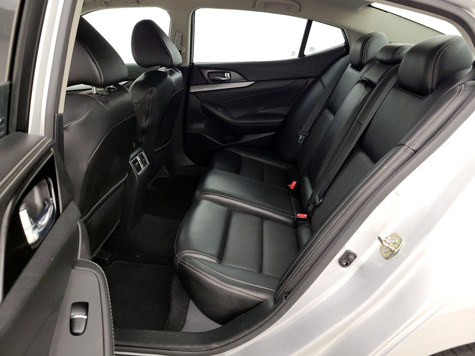 Thumbnail: 2017 Nissan Maxima - 20