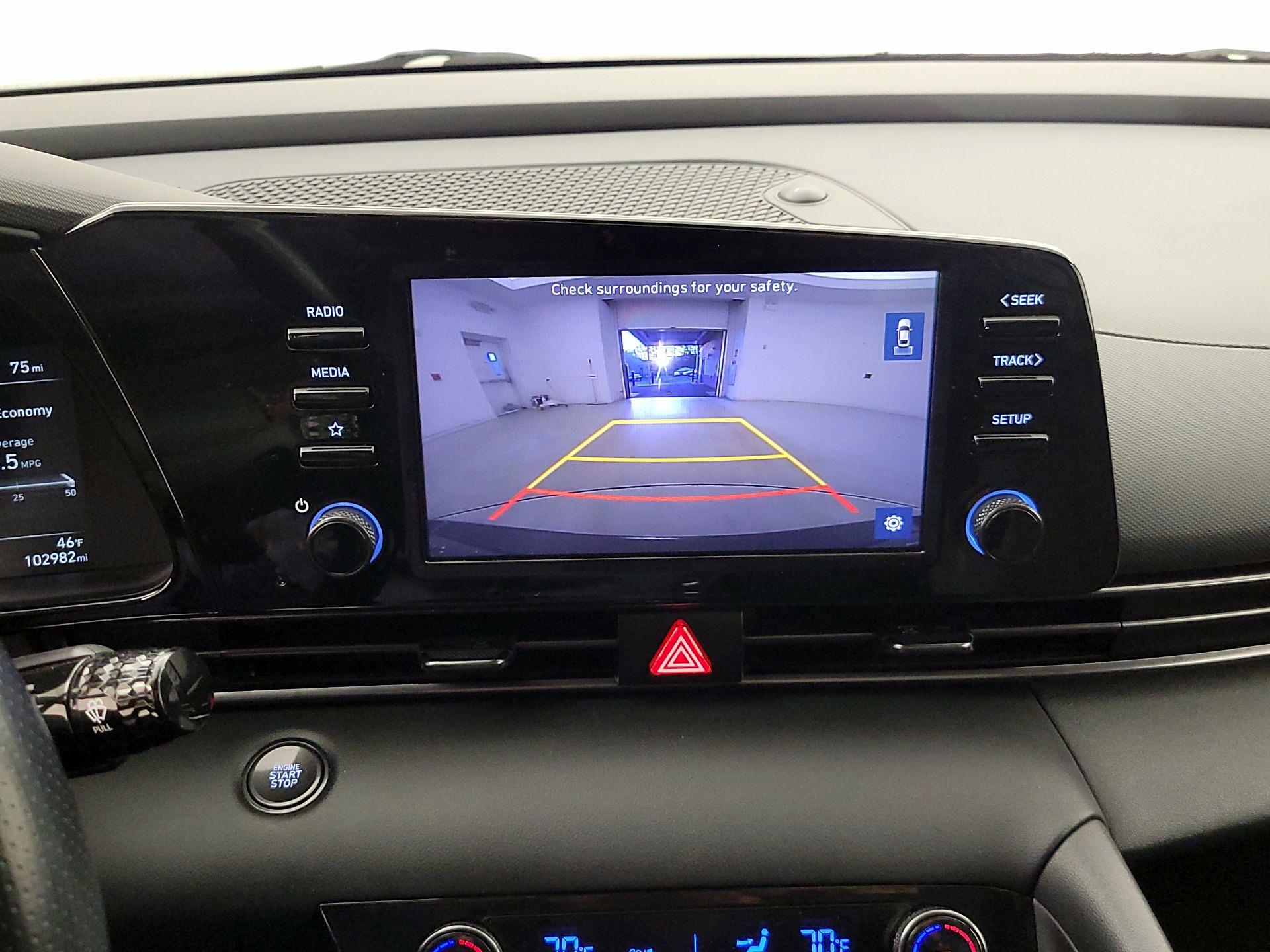 Thumbnail: 2022 Hyundai Elantra - 14