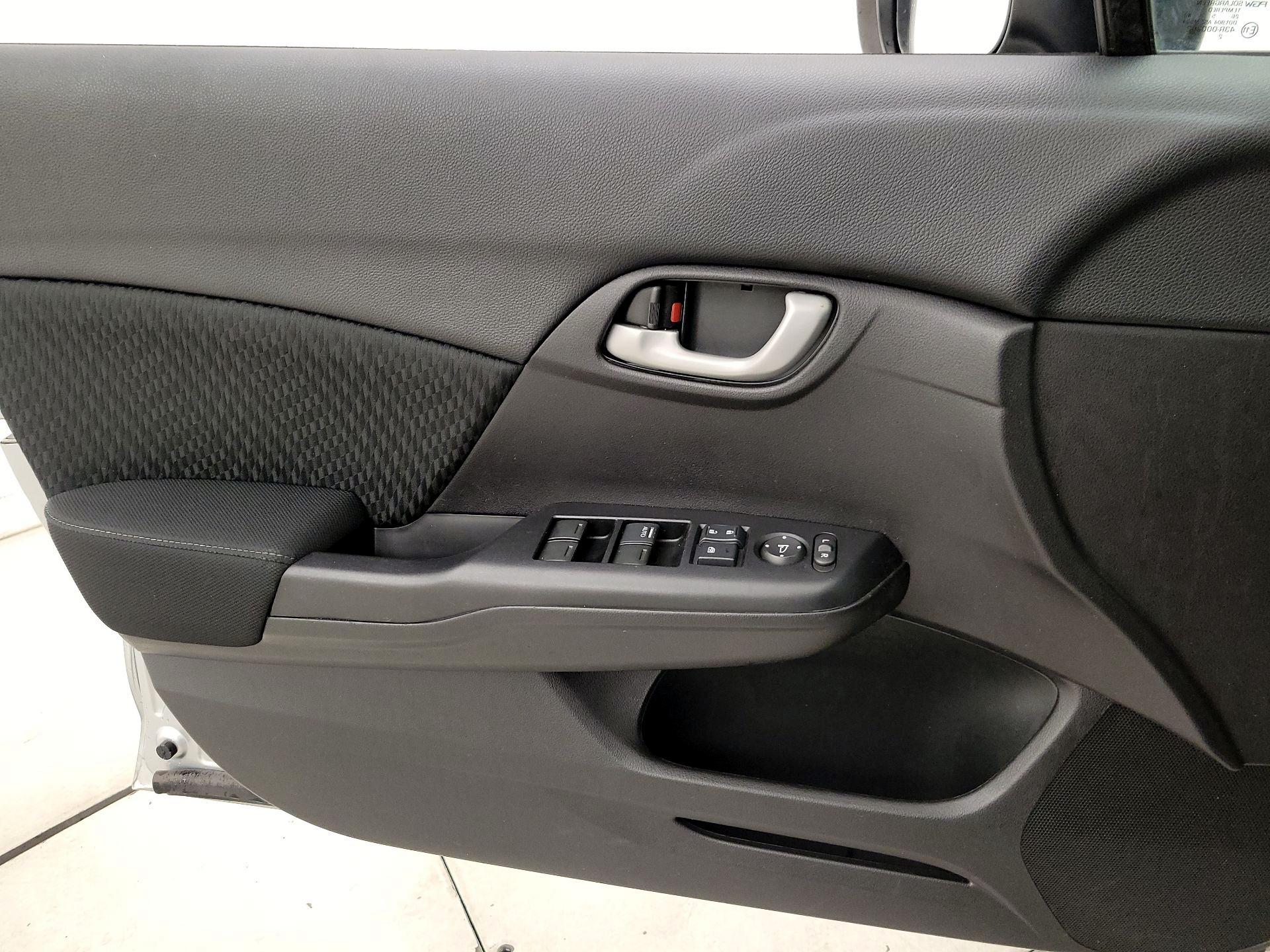 Thumbnail: 2015 Honda Civic - 12