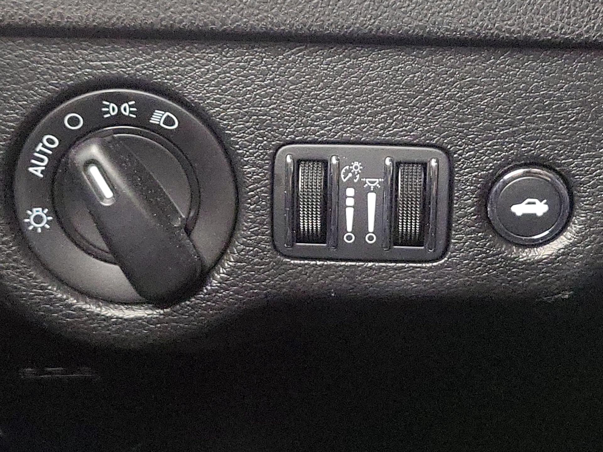 Thumbnail: 2023 Dodge Charger - 13