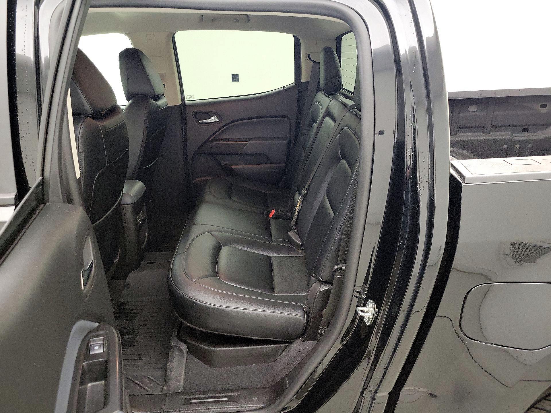 Thumbnail: 2022 Chevrolet Colorado - 20