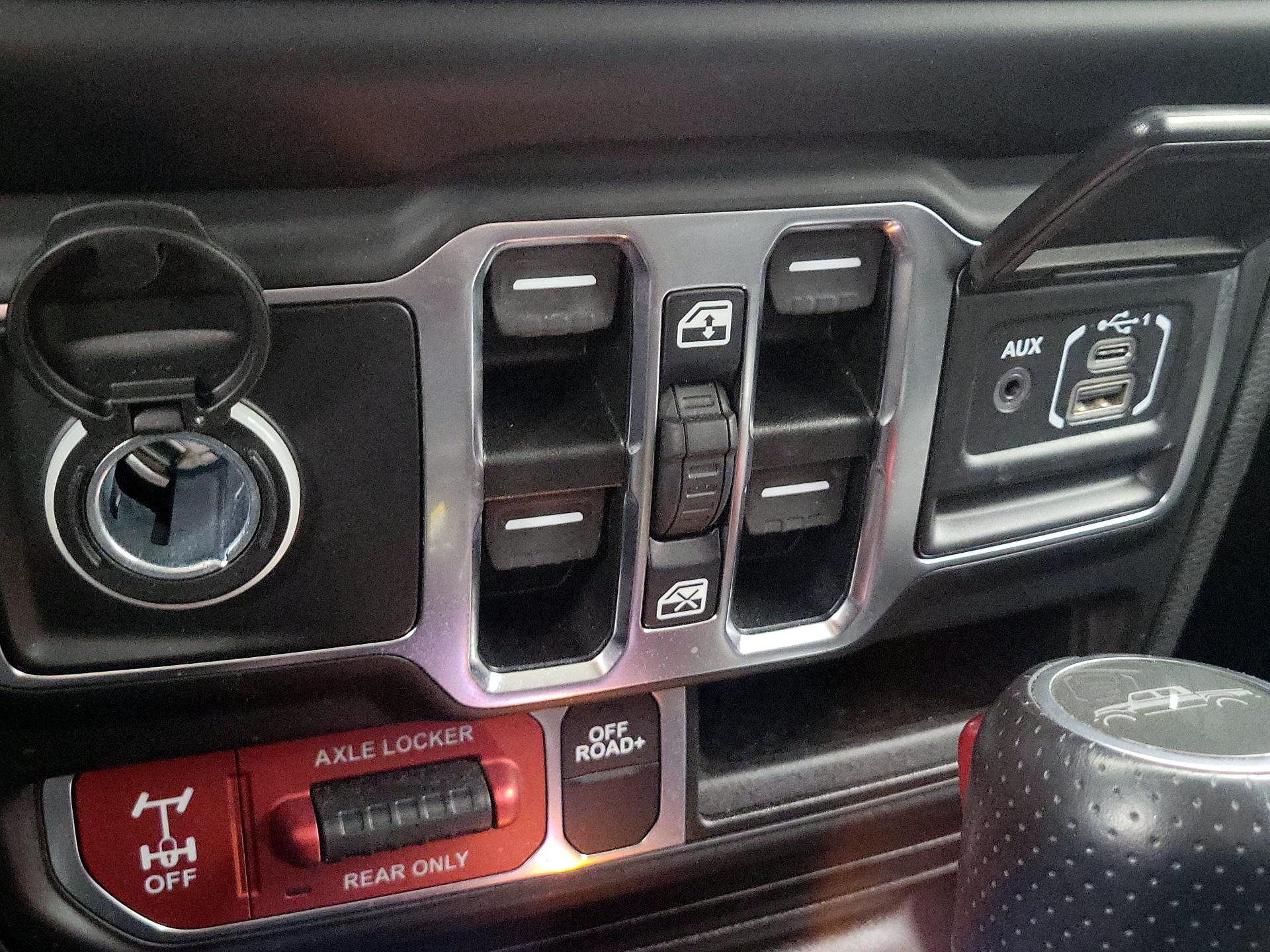 Thumbnail: 2021 Jeep Gladiator - 19