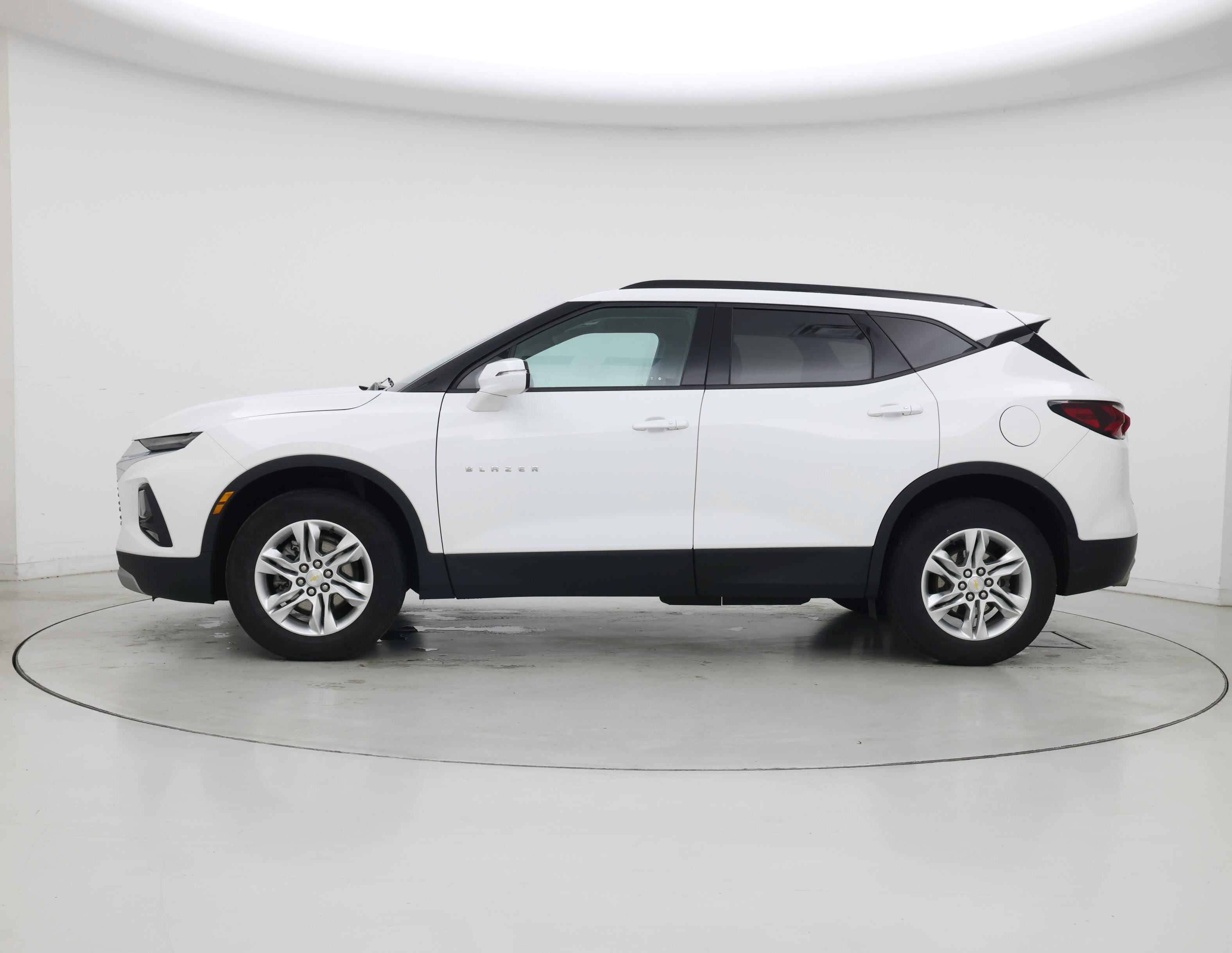 Thumbnail: 2022 Chevrolet Blazer - 3