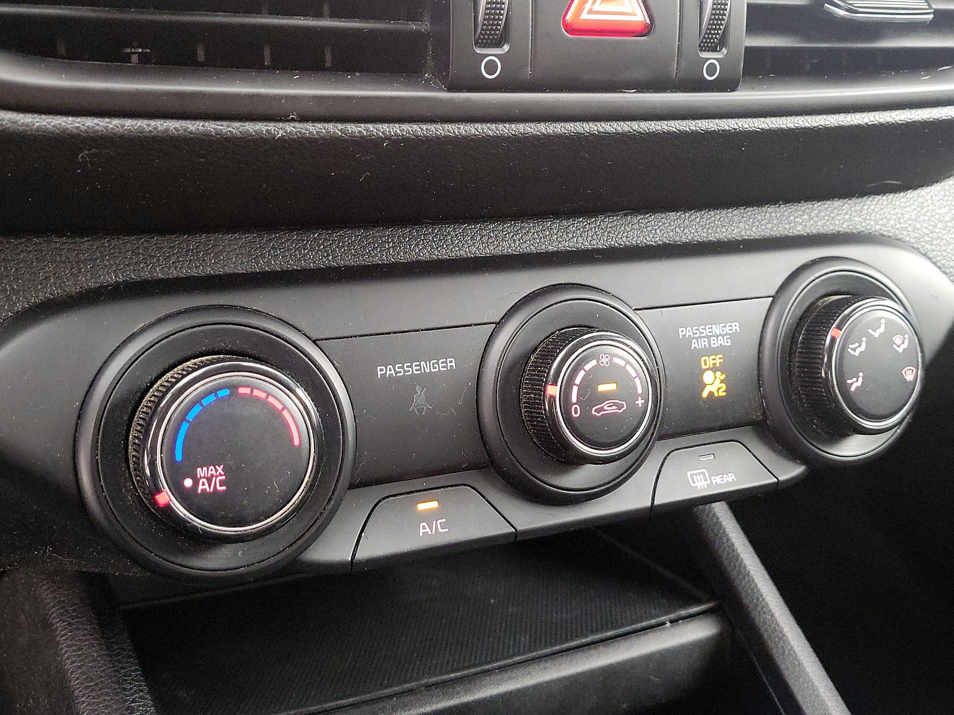 Thumbnail: 2024 Kia Forte - 16