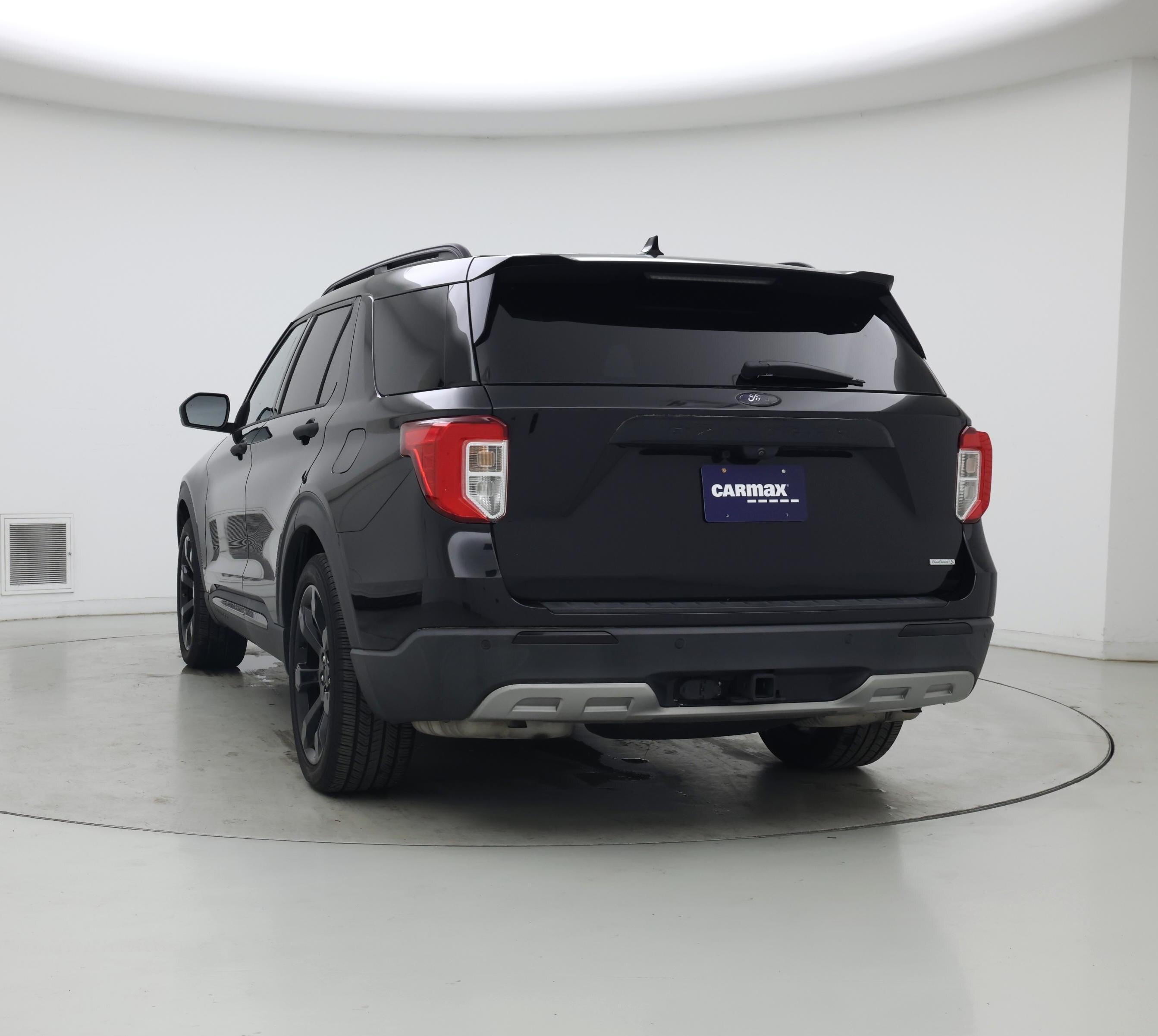 Thumbnail: 2020 Ford Explorer - 5