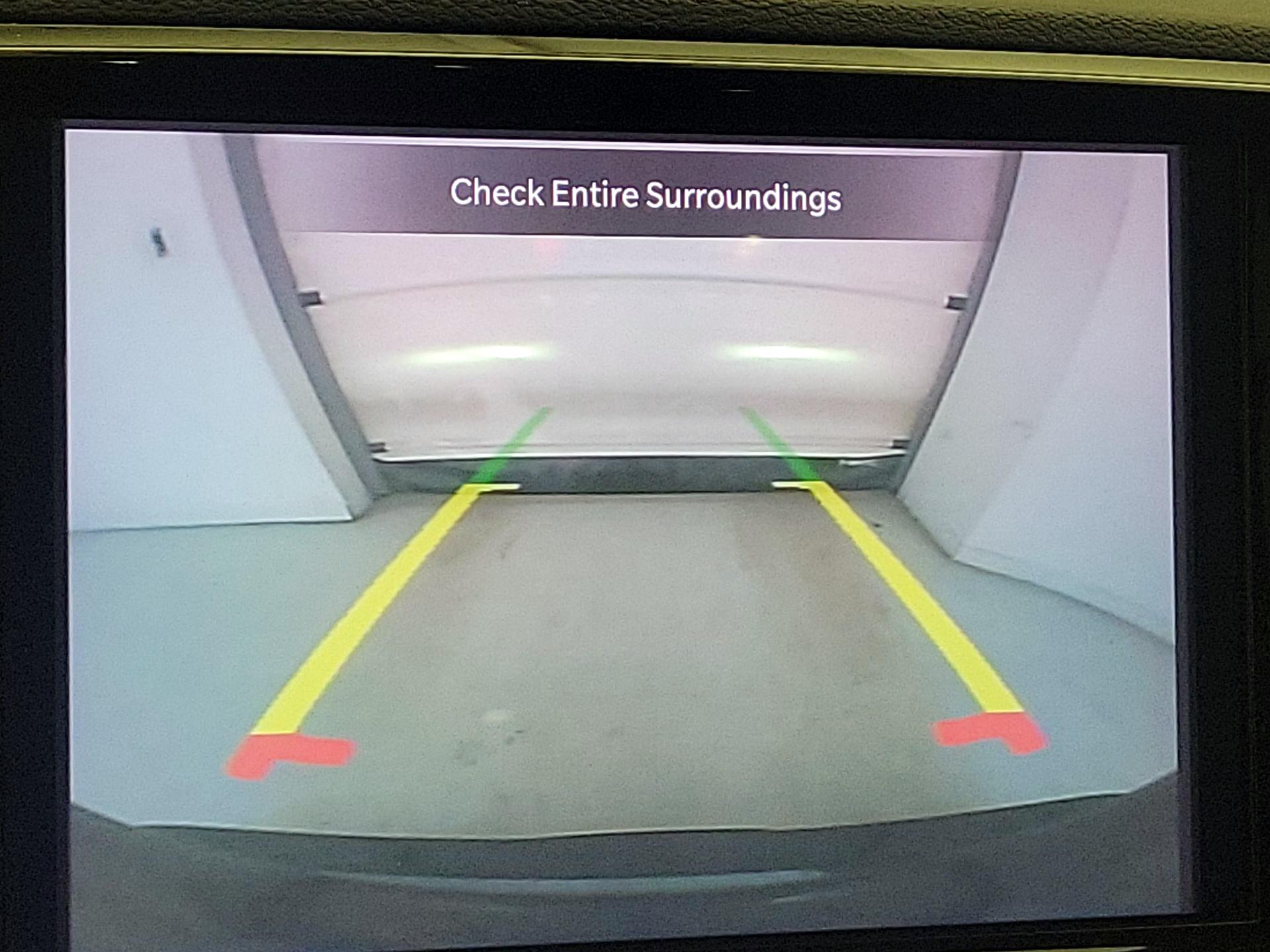 Thumbnail: 2023 Chrysler Pacifica - 14