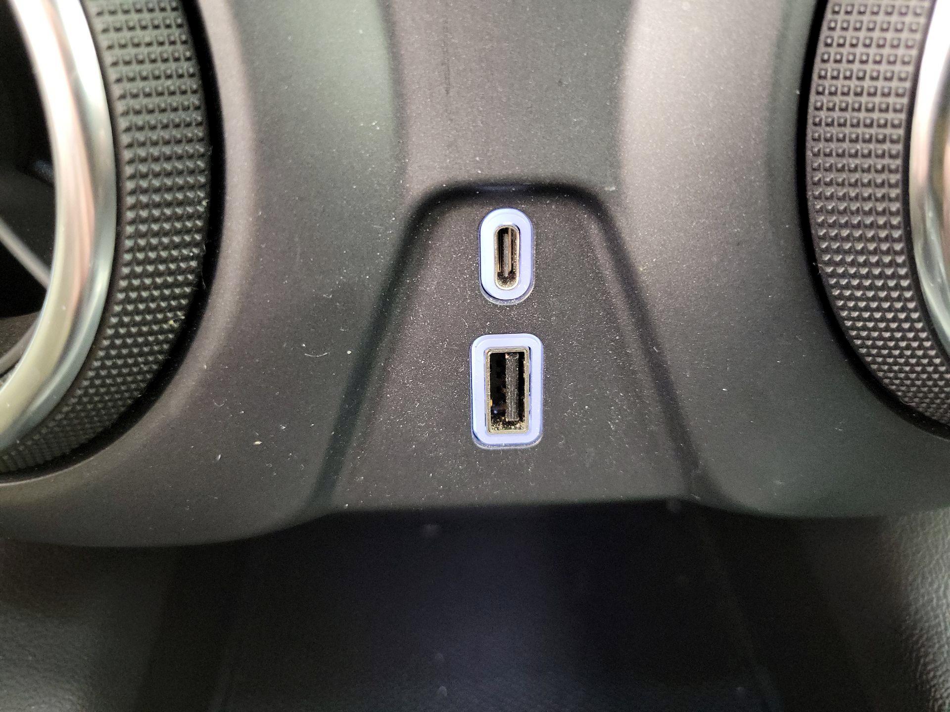 Thumbnail: 2022 Chevrolet Blazer - 18