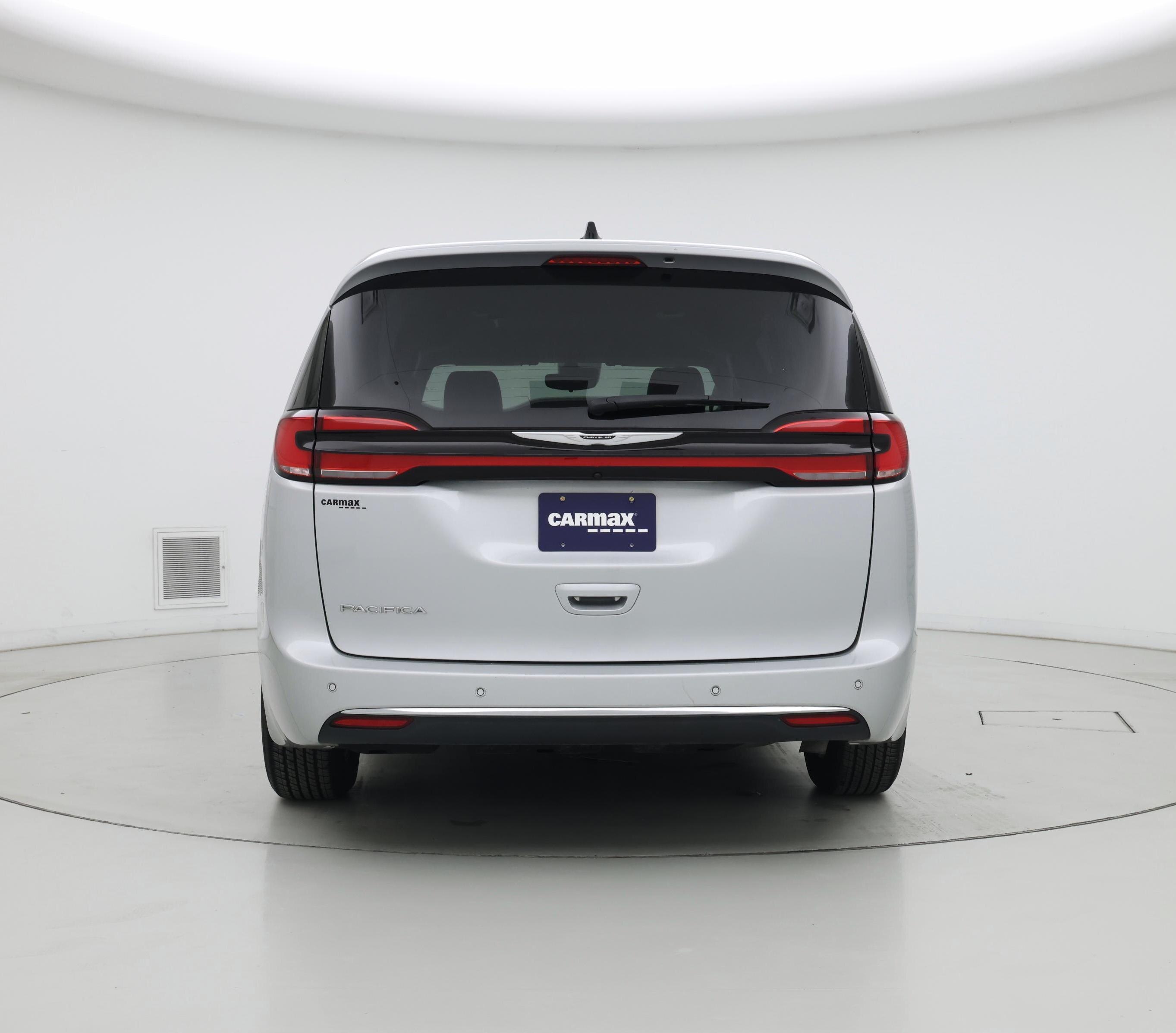 Thumbnail: 2024 Chrysler Pacifica - 6