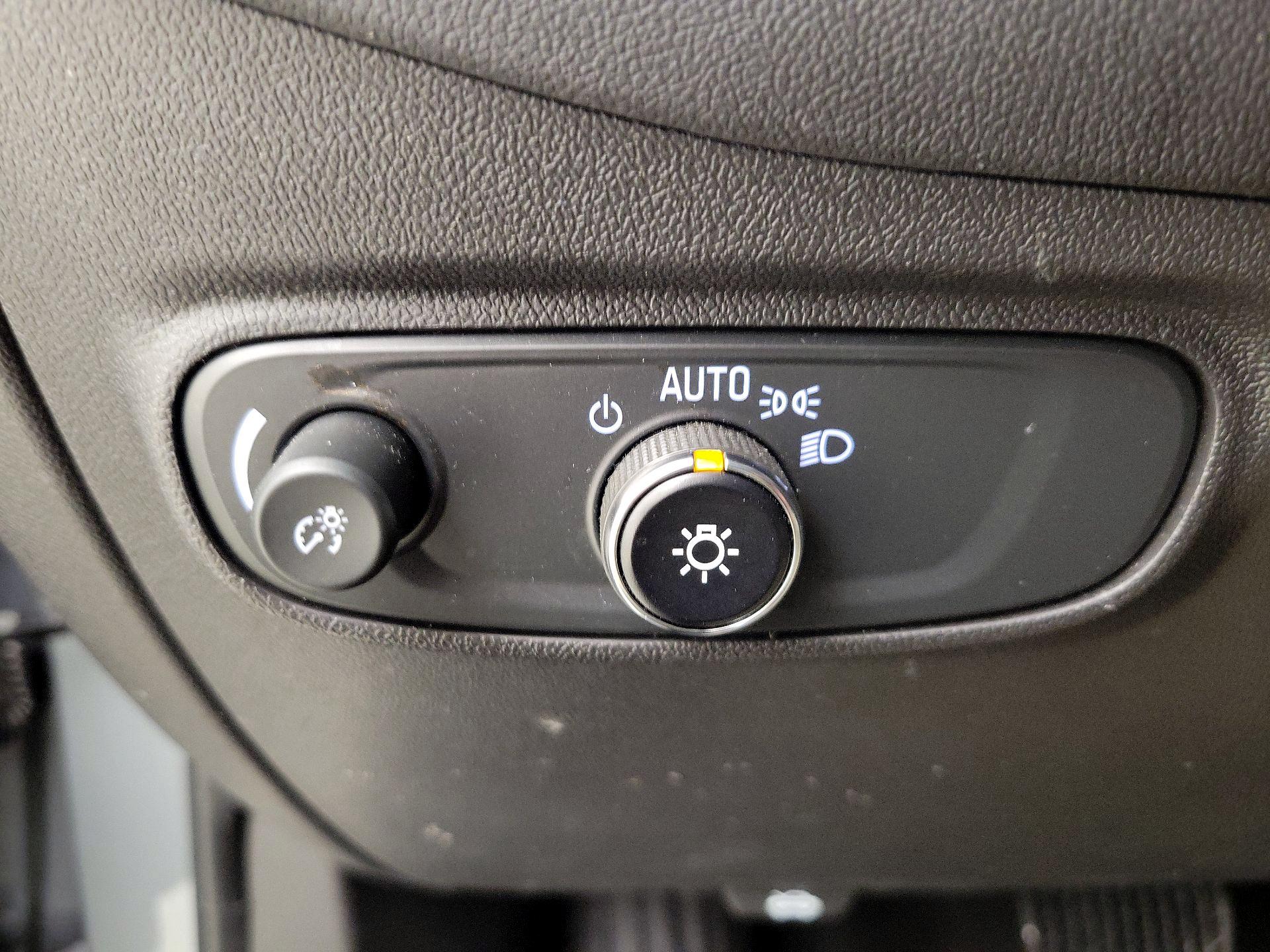 Thumbnail: 2024 Chevrolet Equinox - 13