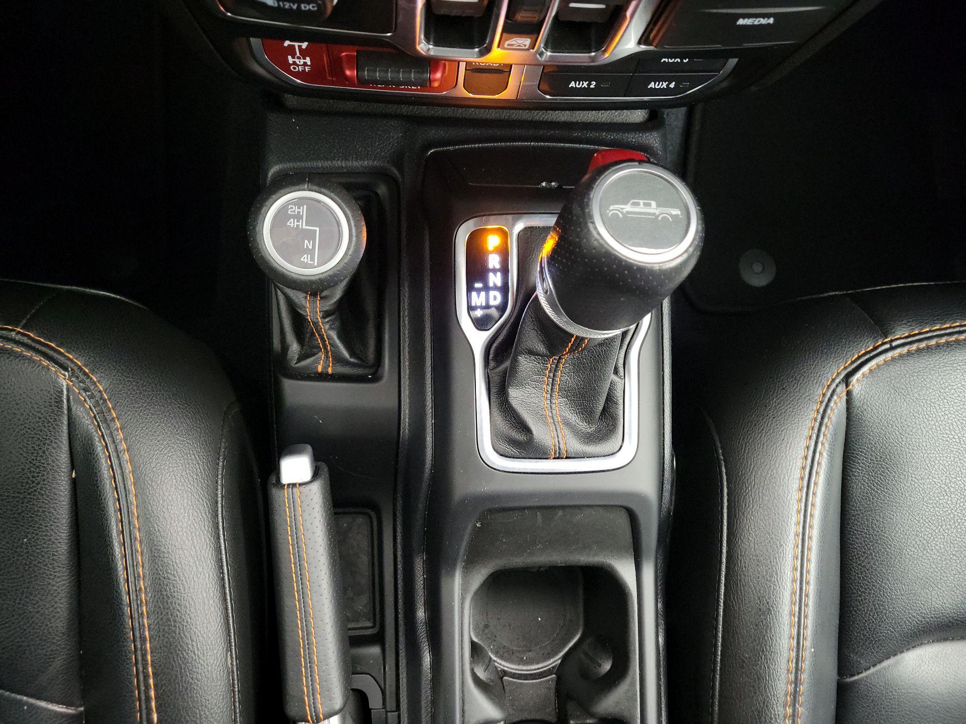 Thumbnail: 2021 Jeep Gladiator - 18