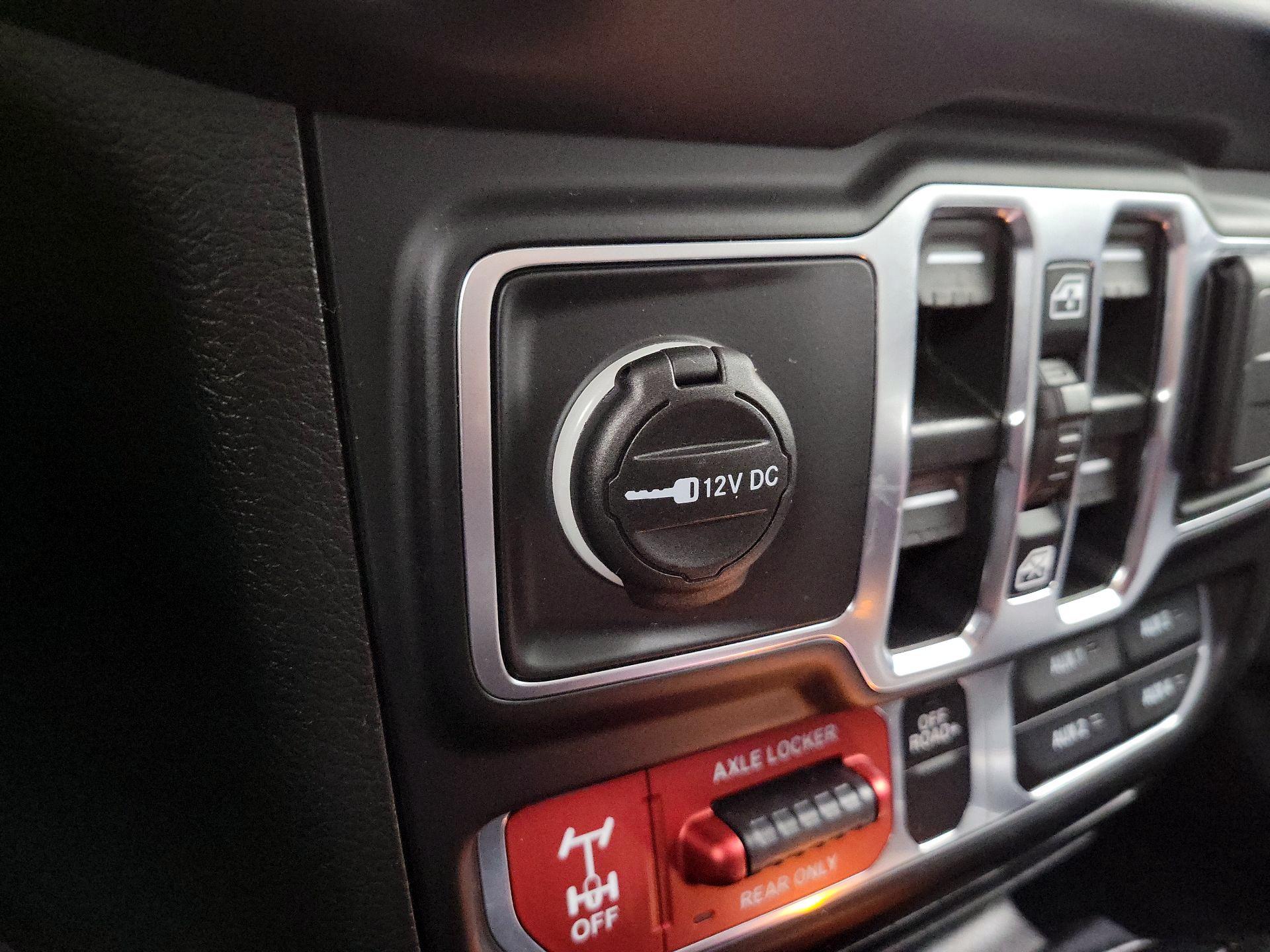 Thumbnail: 2021 Jeep Gladiator - 19