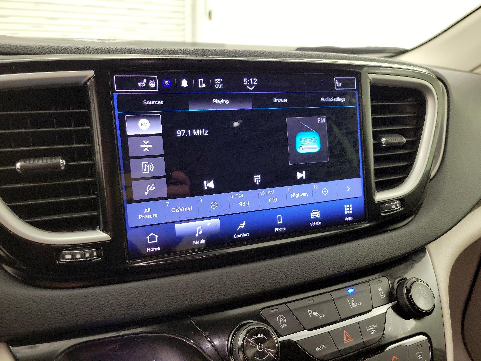 Thumbnail: 2024 Chrysler Pacifica - 15