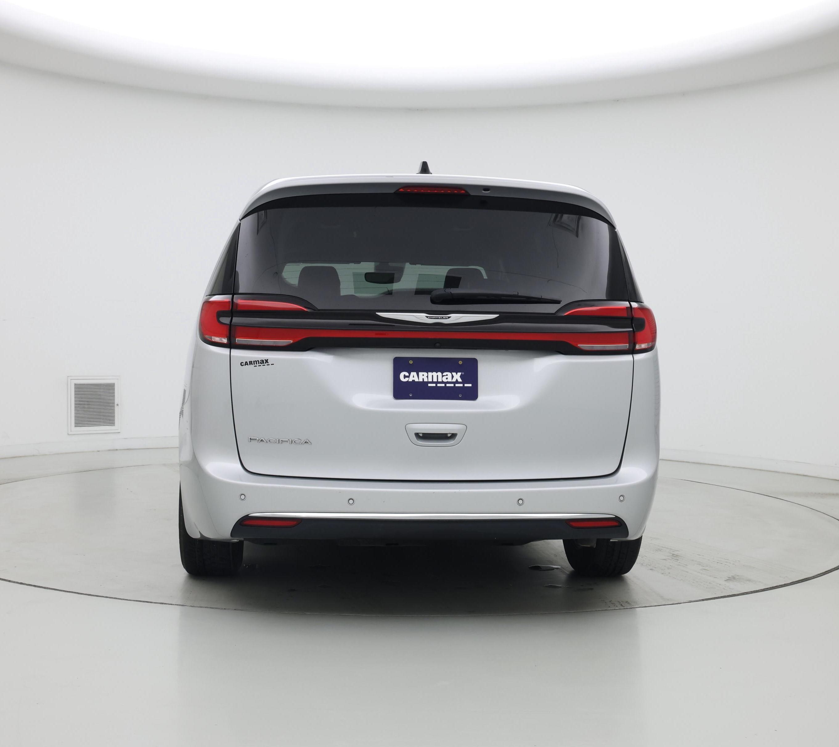 Thumbnail: 2024 Chrysler Pacifica - 6