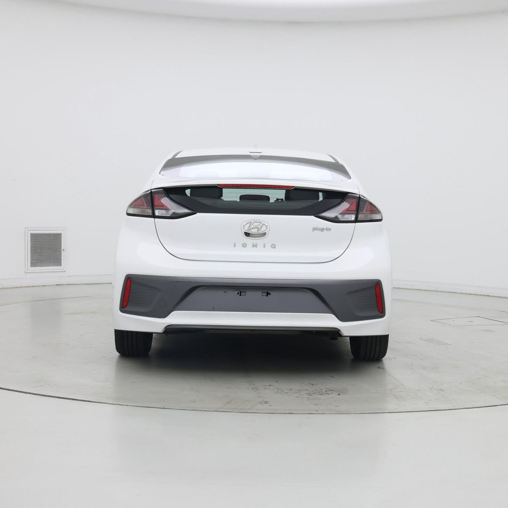Thumbnail: 2021 Hyundai Ioniq - 6