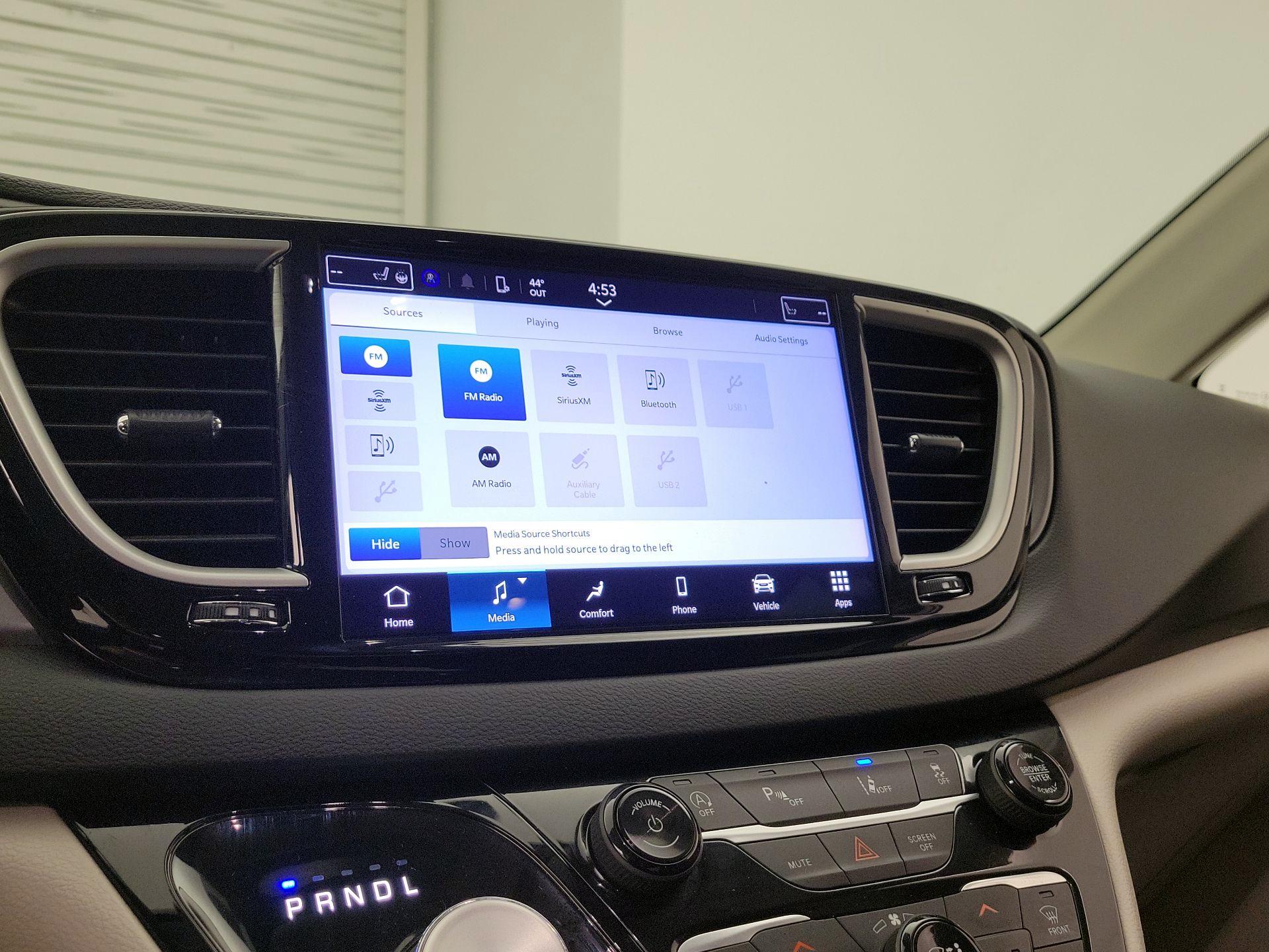 Thumbnail: 2023 Chrysler Pacifica - 15