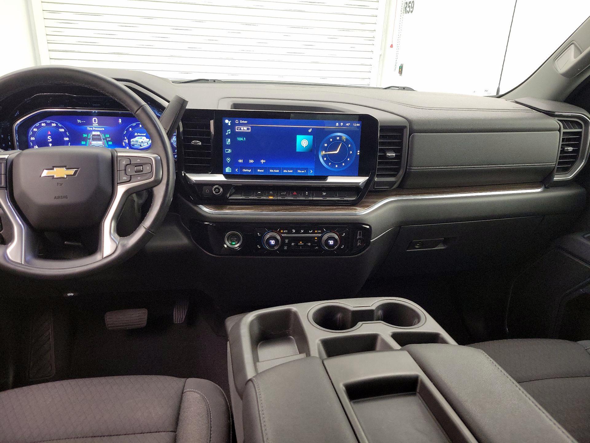 Thumbnail: 2023 Chevrolet Silverado 1500 - 9