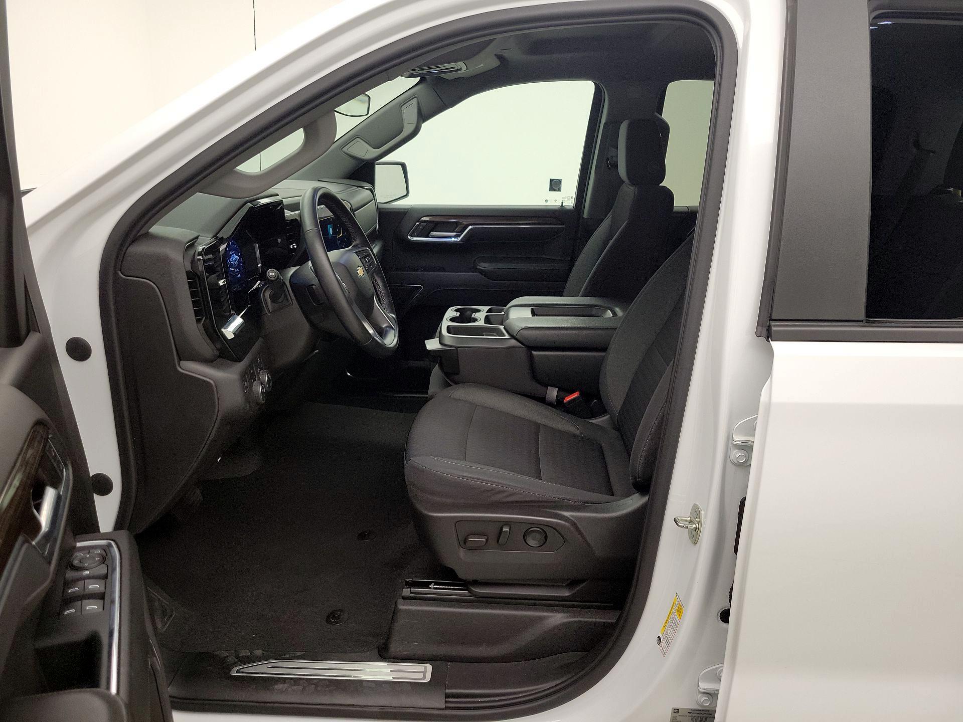 Thumbnail: 2023 Chevrolet Silverado 1500 - 11