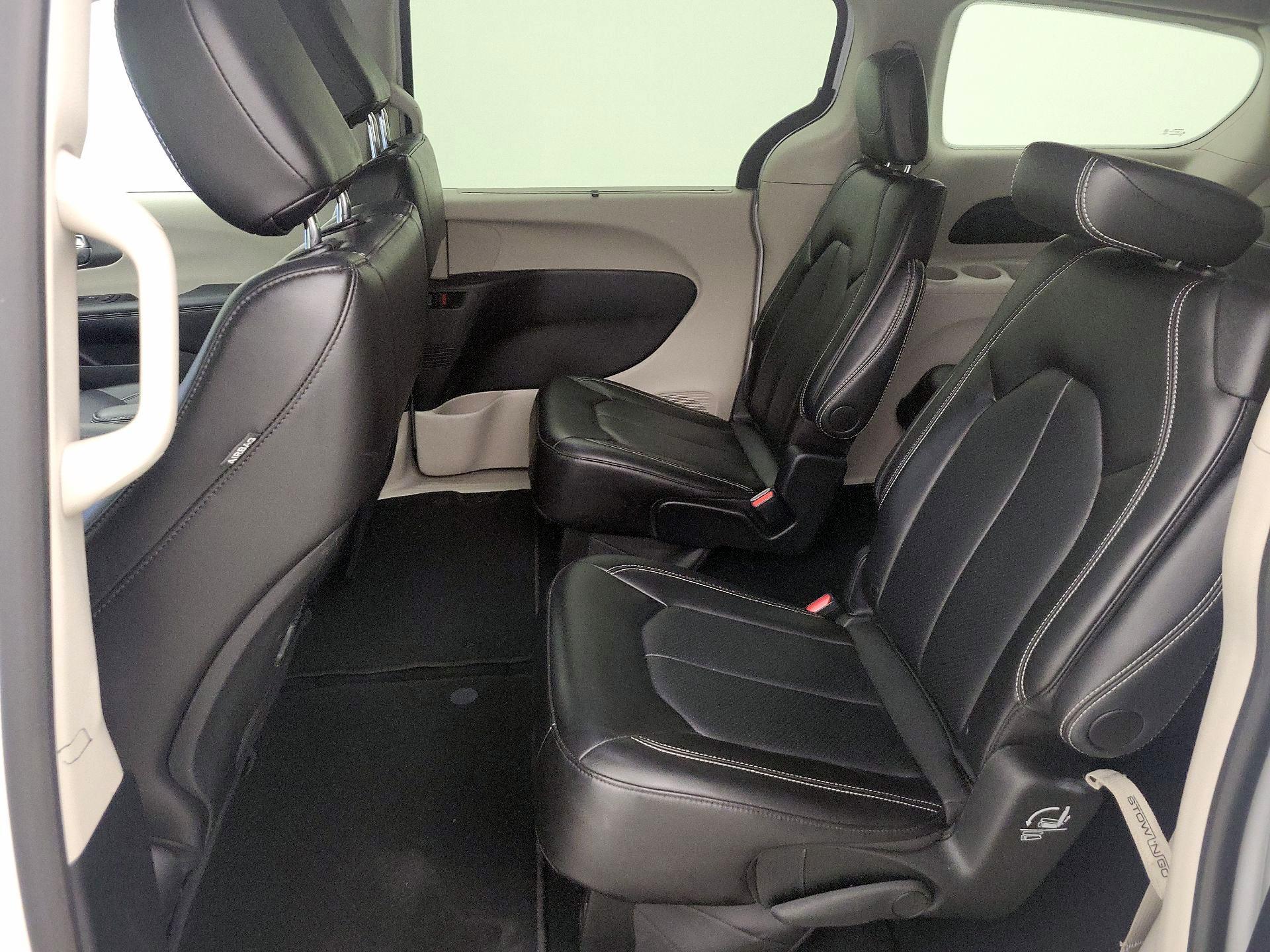 Thumbnail: 2024 Chrysler Pacifica - 19