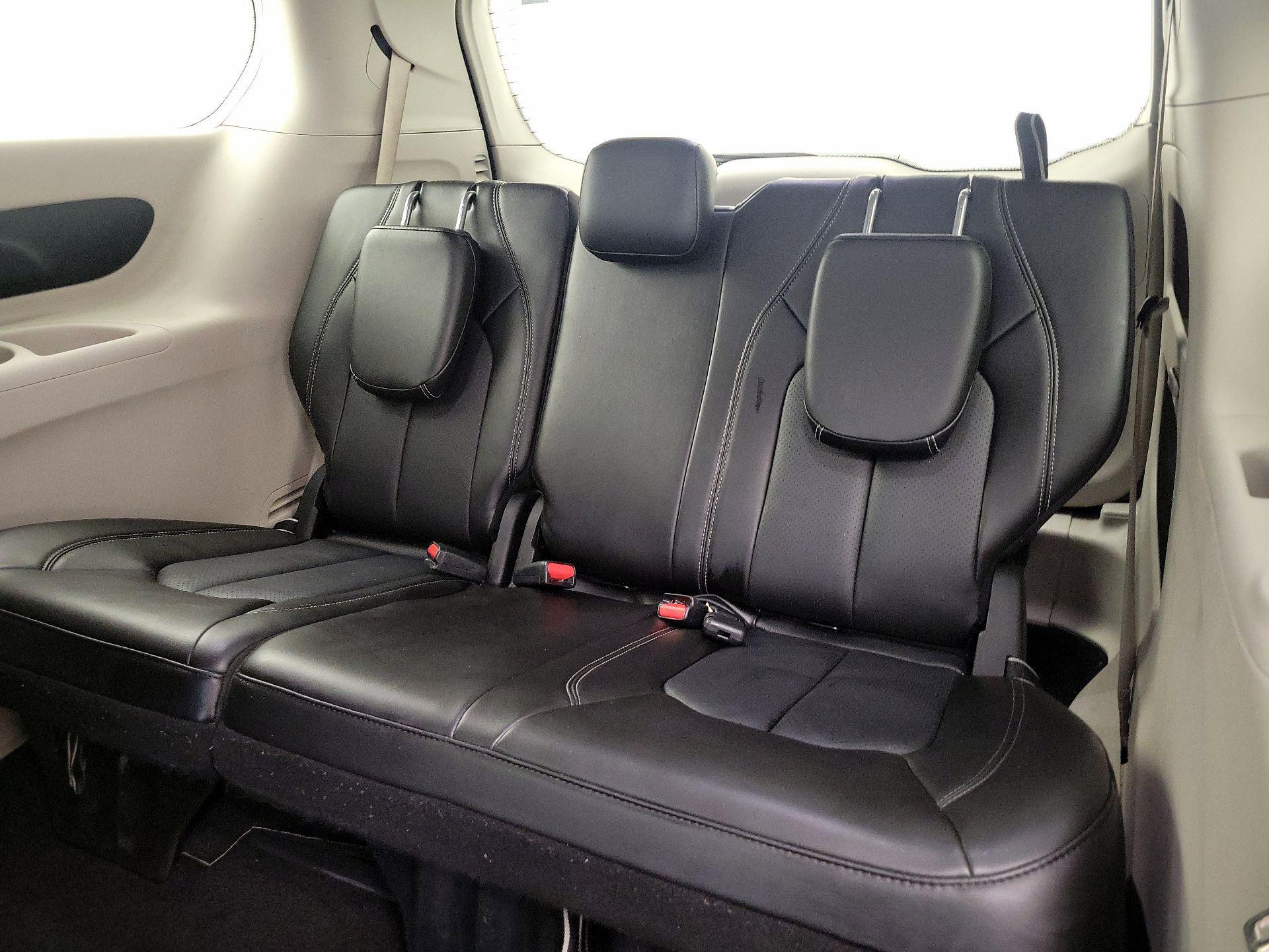 Thumbnail: 2024 Chrysler Pacifica - 20