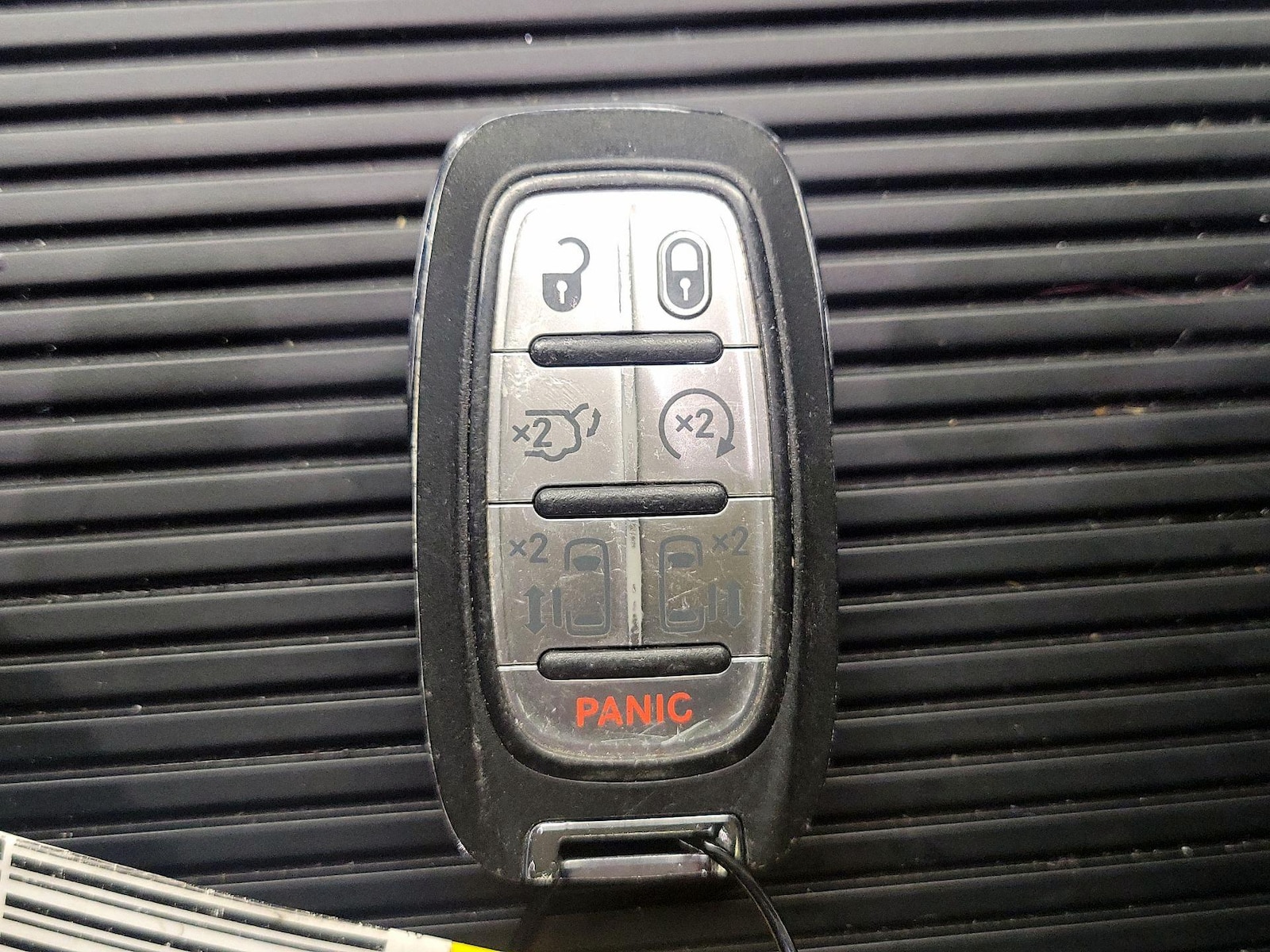 2024 Chrysler Pacifica Touring L - Photo 25