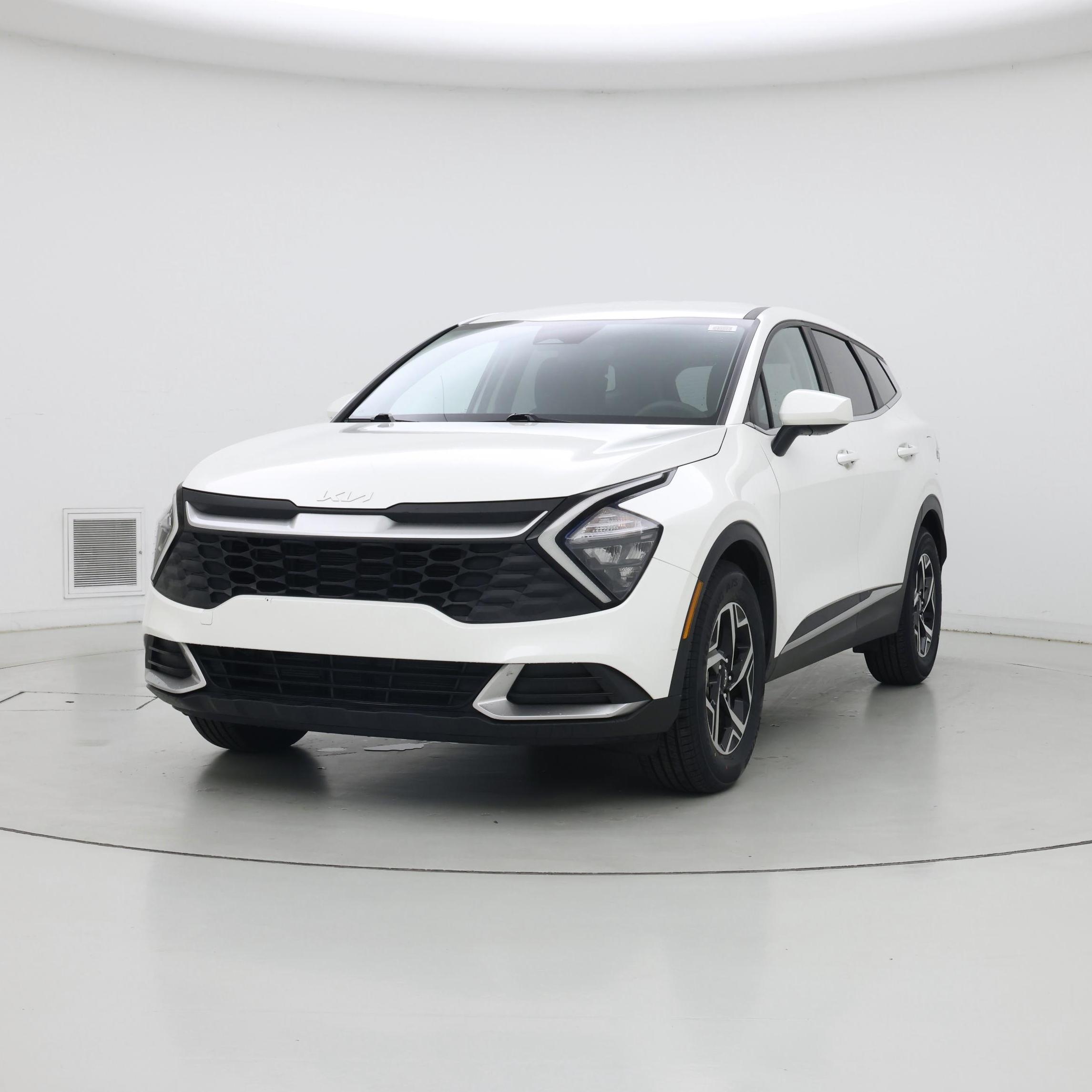 Thumbnail: 2023 Kia Sportage - 4