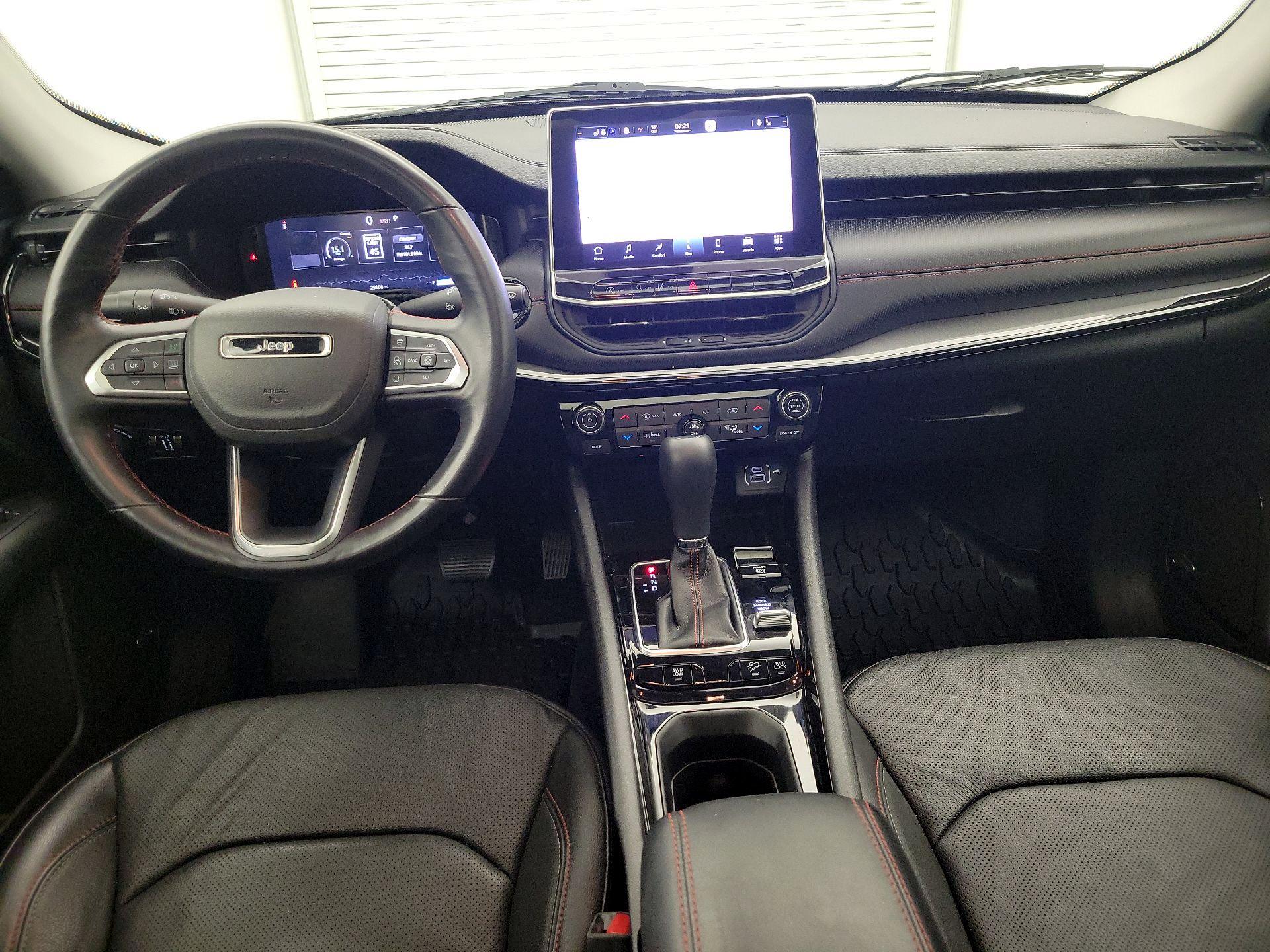 Thumbnail: 2022 Jeep Compass - 9