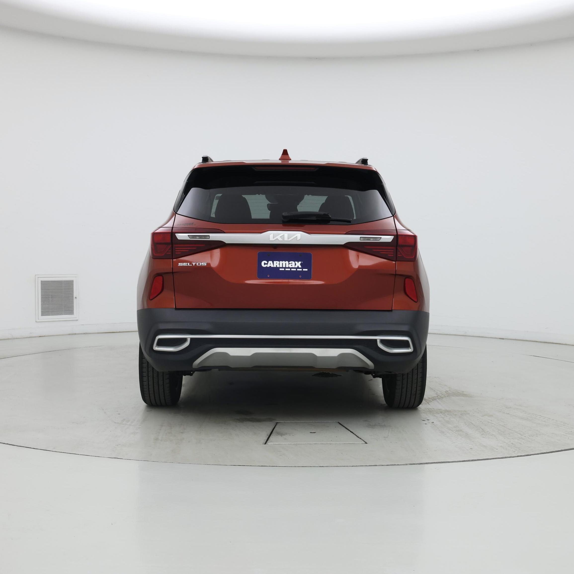 Thumbnail: 2023 Kia Seltos - 6