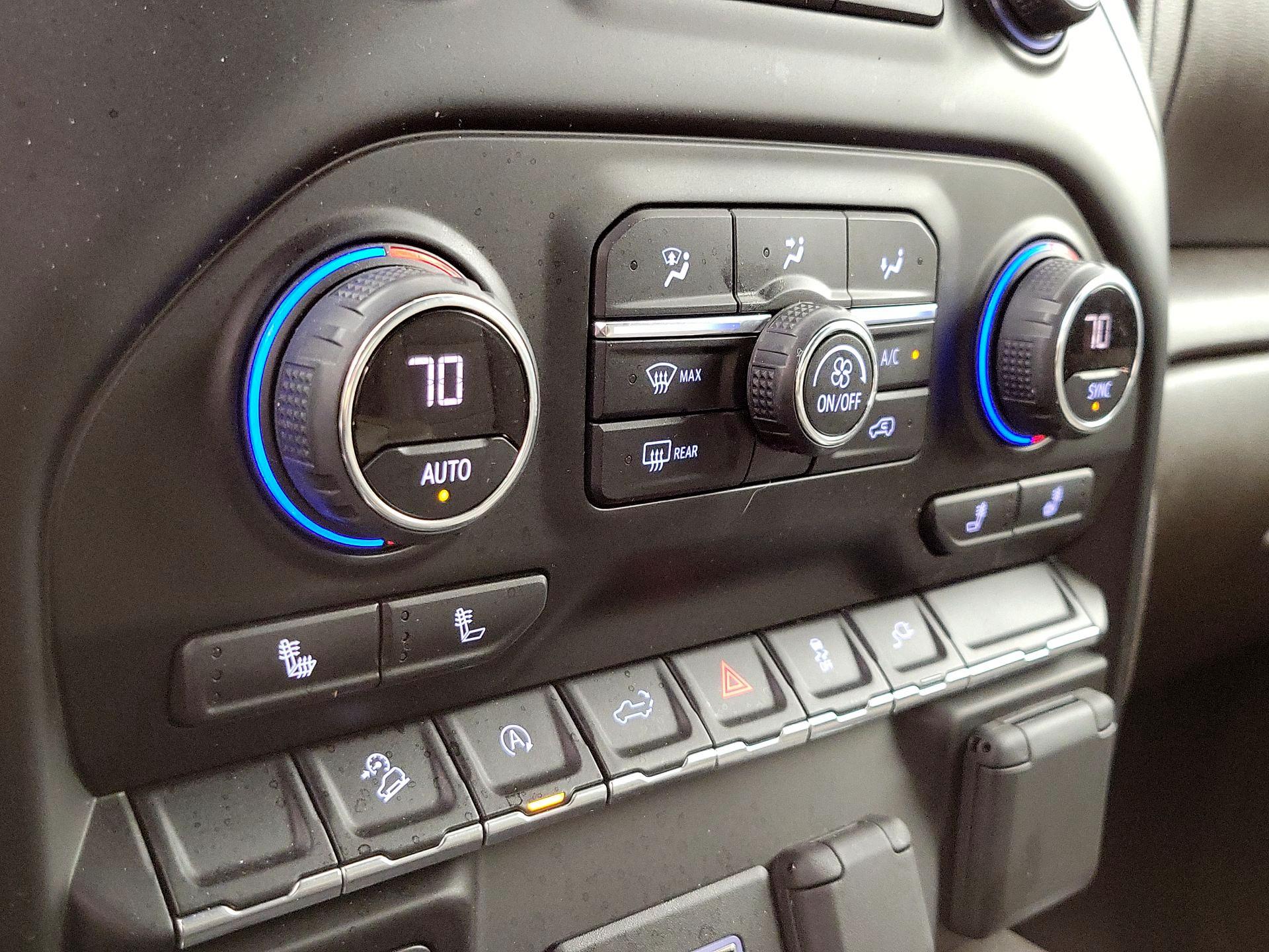 Thumbnail: 2020 Chevrolet Silverado 1500 - 16