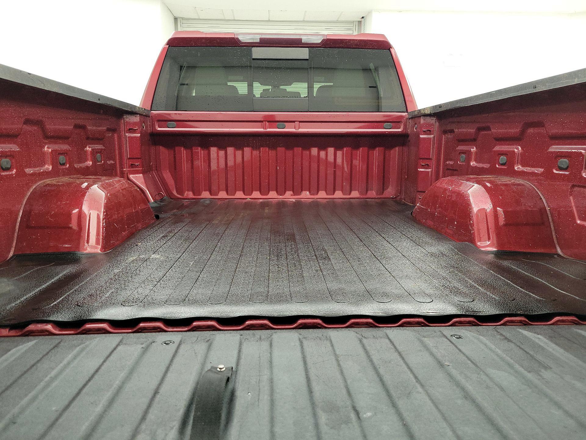 Thumbnail: 2020 Chevrolet Silverado 1500 - 20