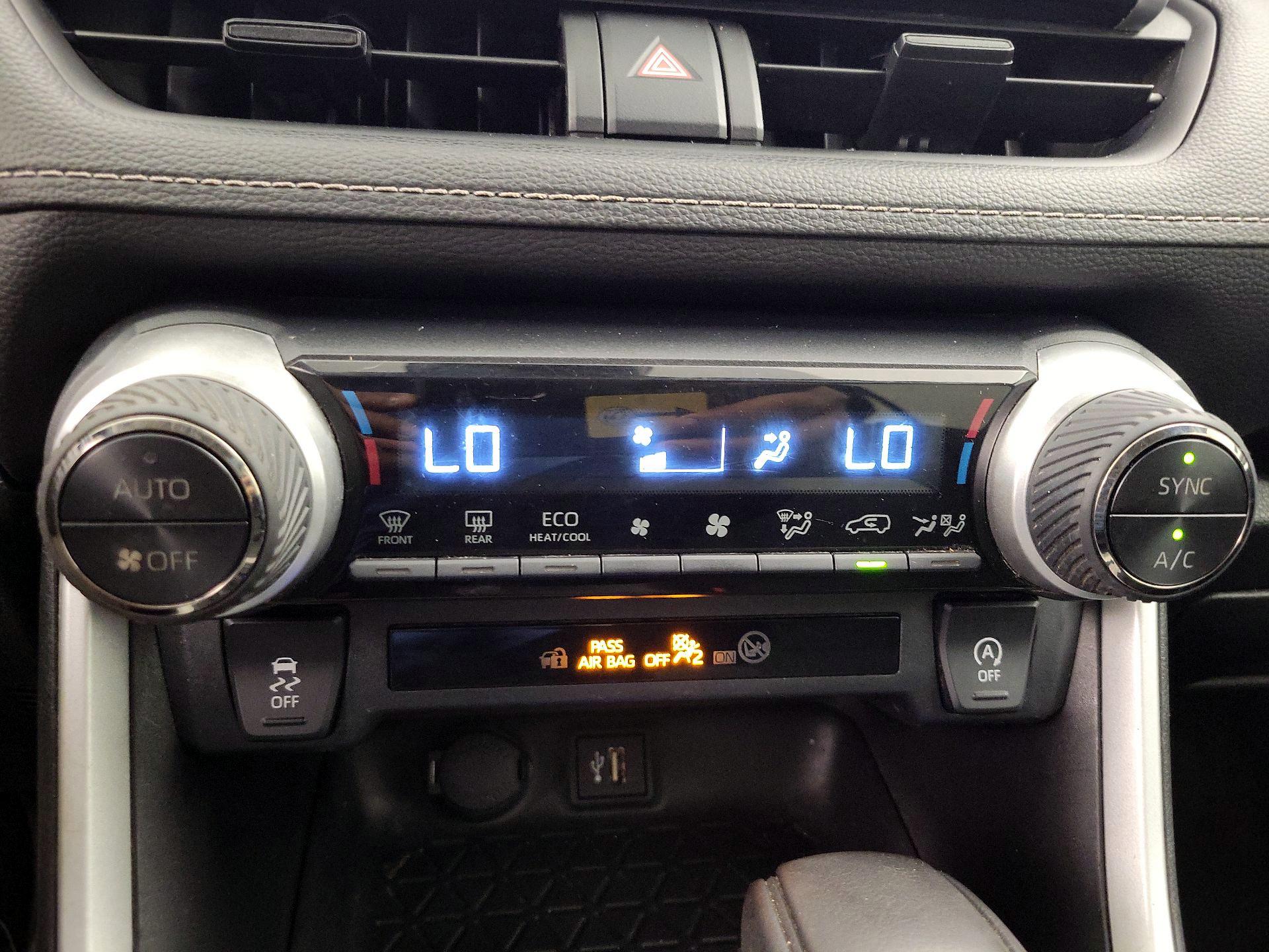 Thumbnail: 2023 Toyota RAV4 - 17