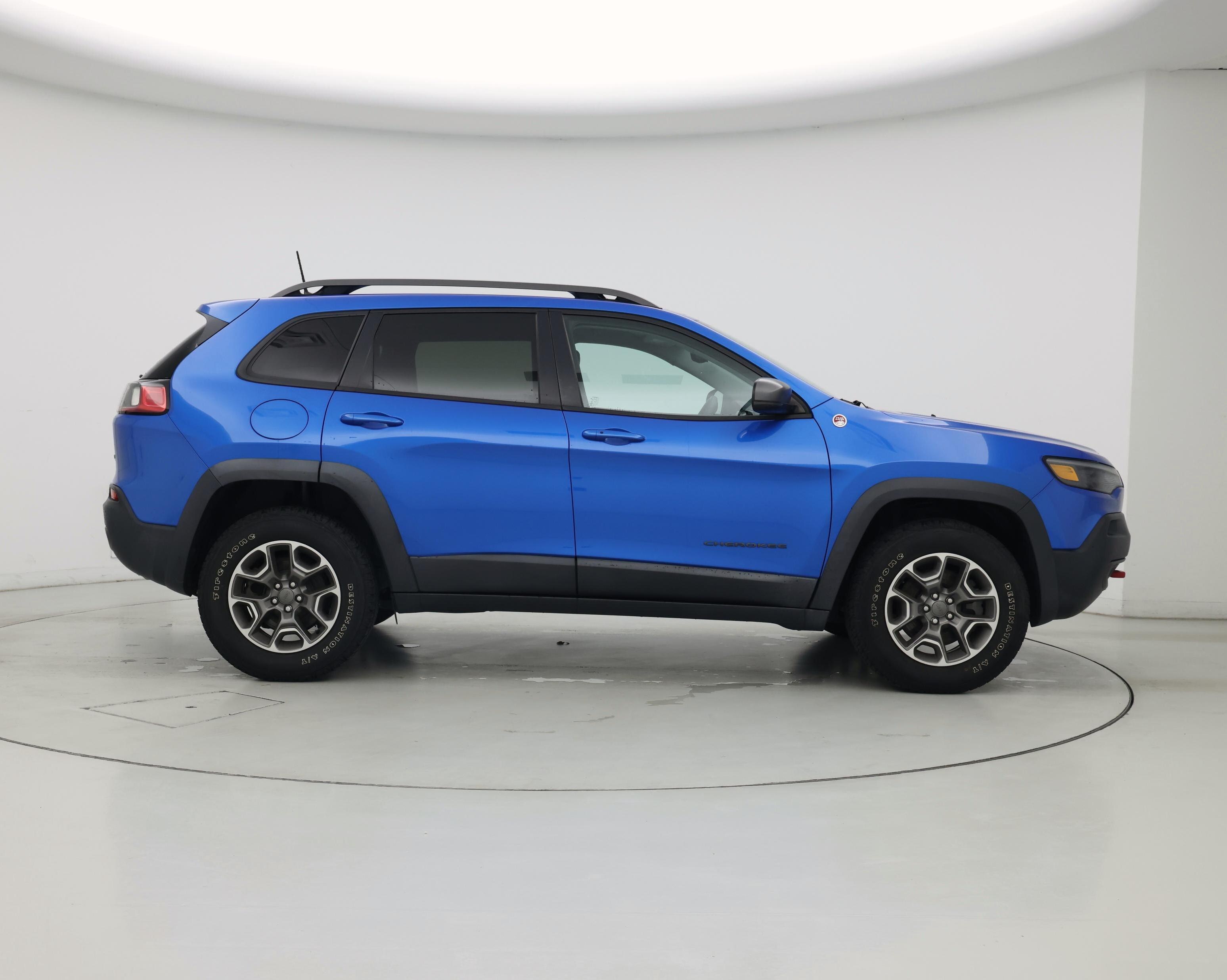 Thumbnail: 2020 Jeep Cherokee - 7