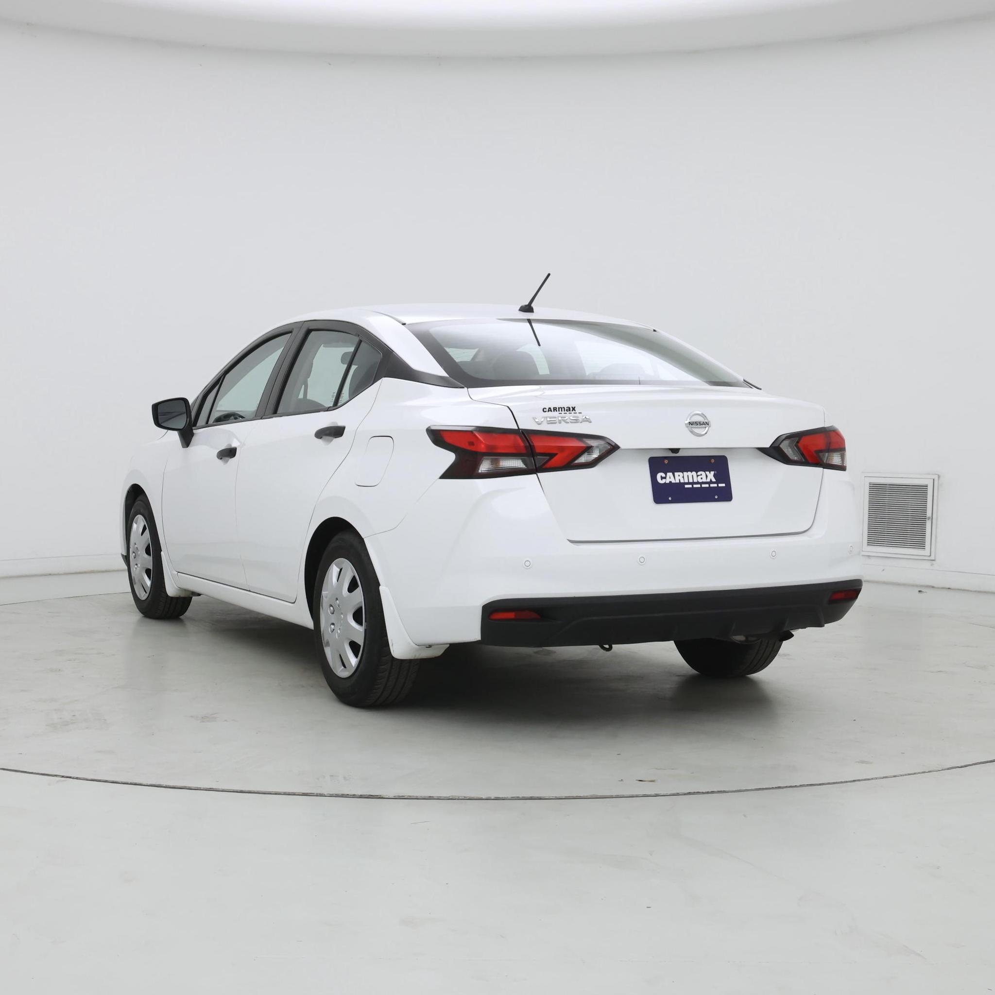 Thumbnail: 2021 Nissan Versa - 2